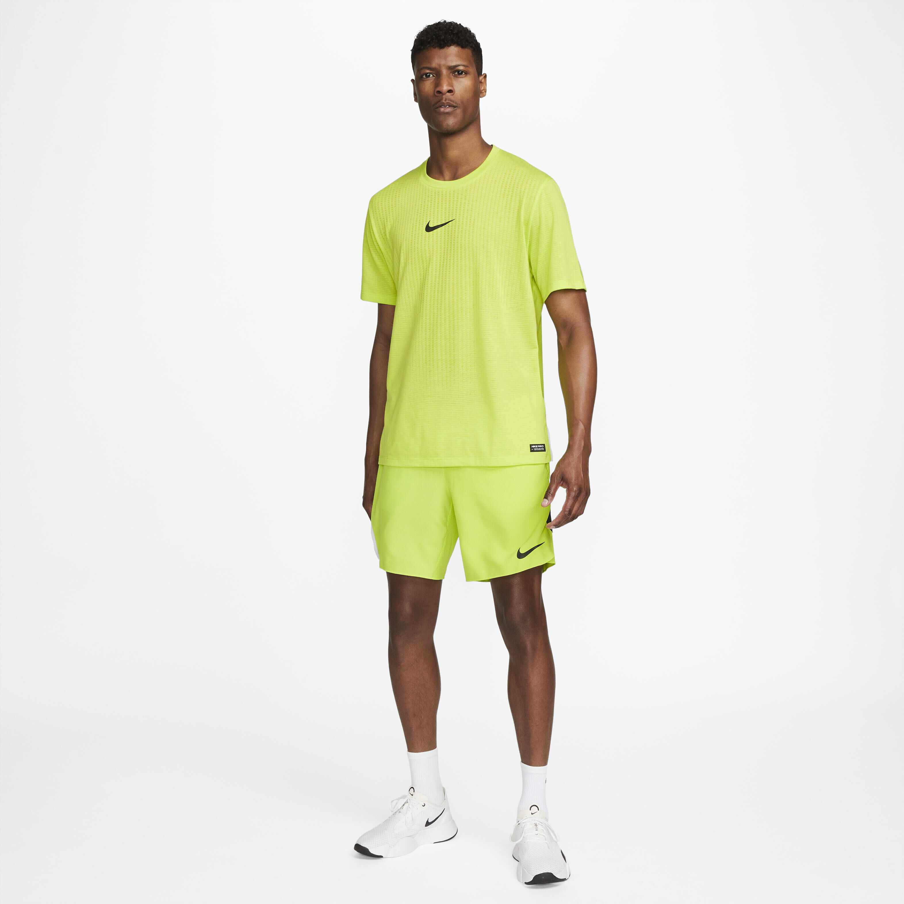 نايكي برو دراي-فت ADV image number 6