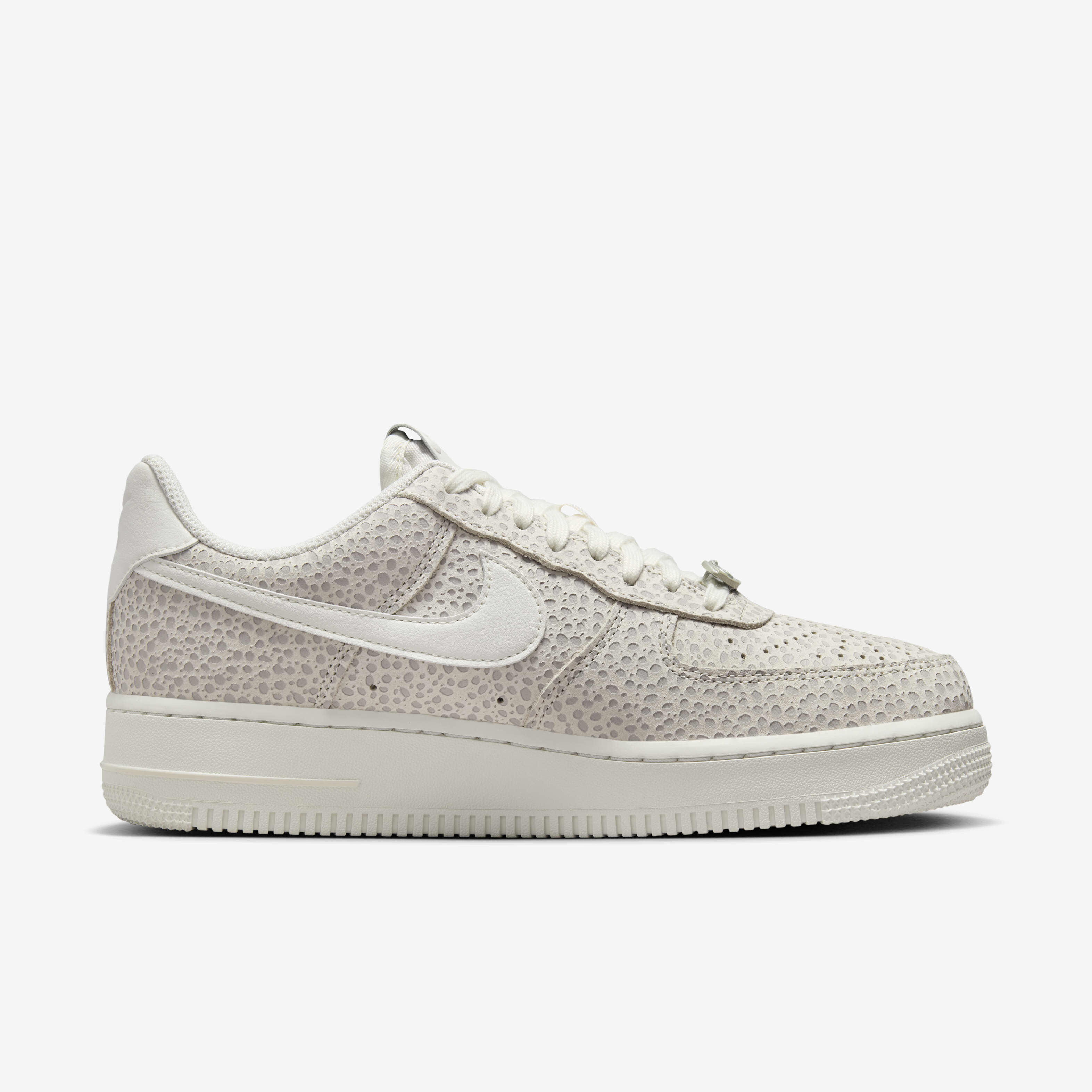 Buy Nike Air Force 1 07 Premium