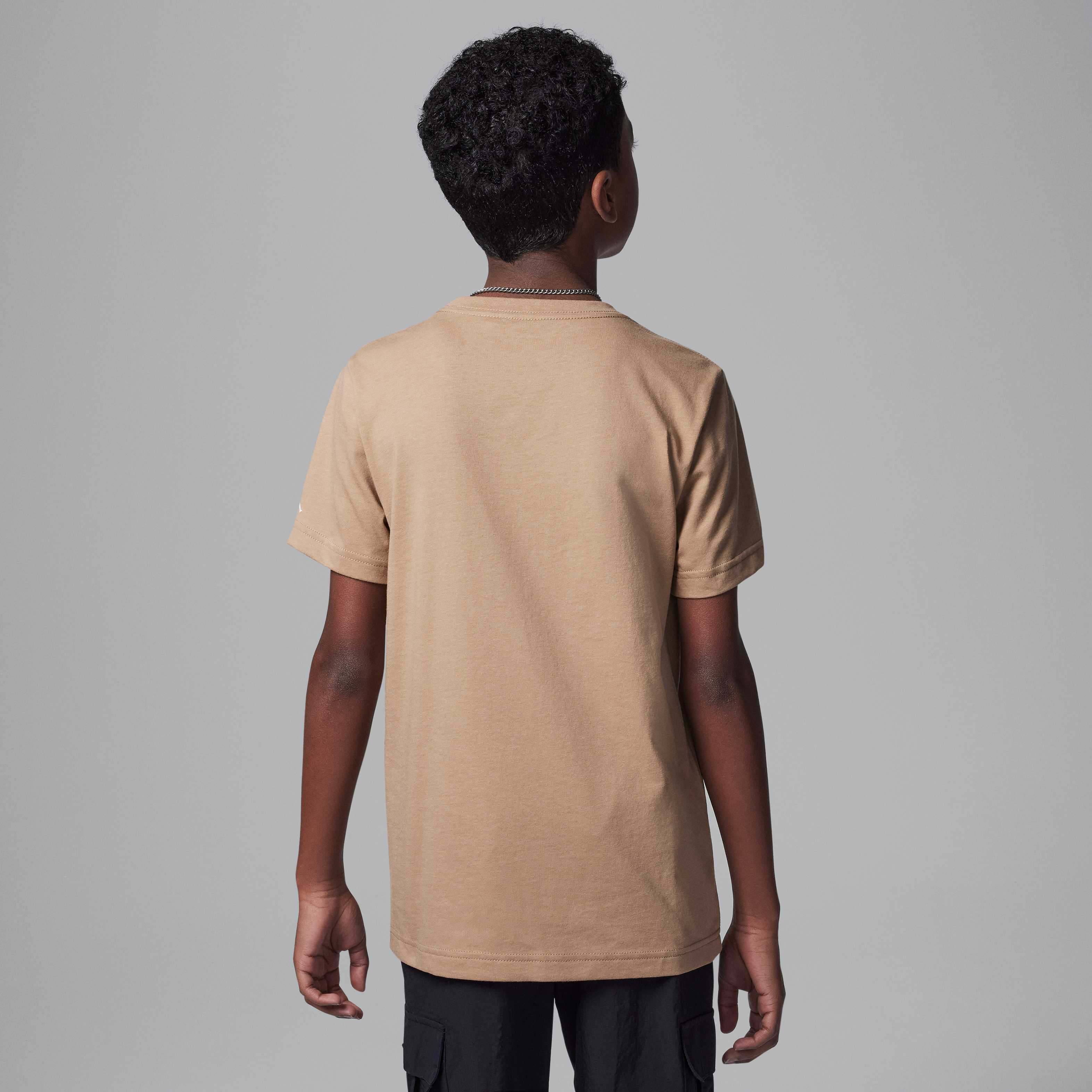 جوردن ام في بي image number 1