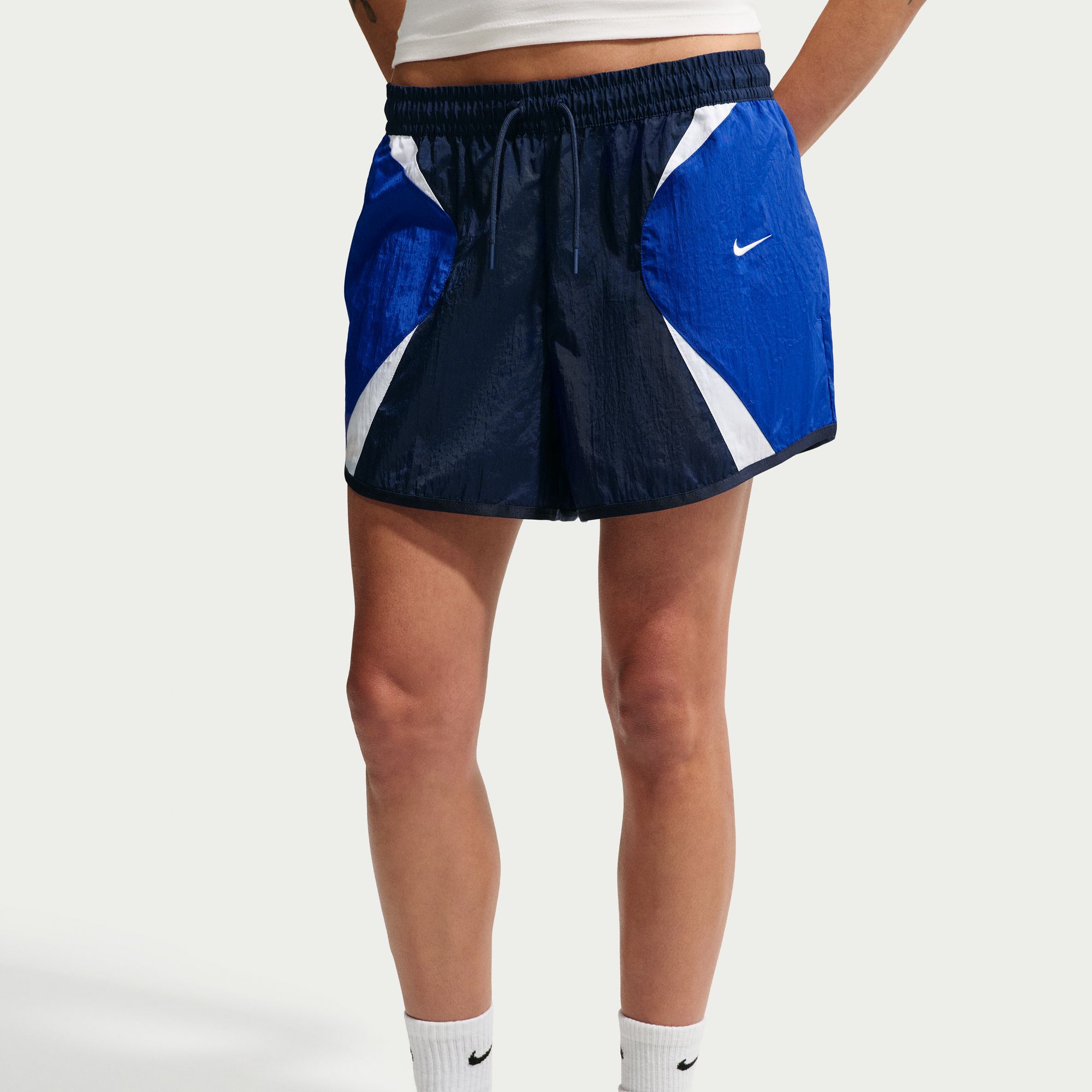 Nike Sportswear image number 2