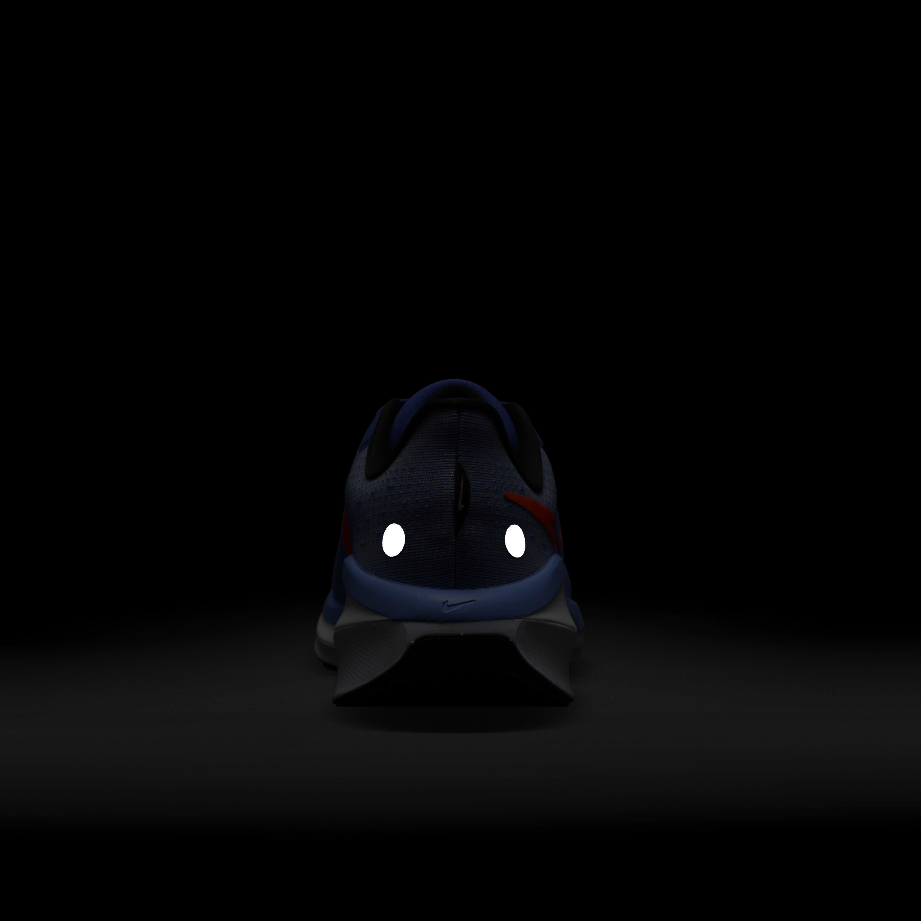 Nike Vomero 17 image number 9