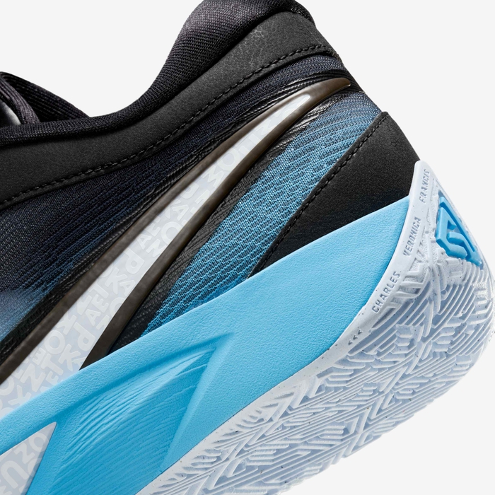 يانيس فريك 6 'كريسماس' image number 7 يانيس فريك 6 'كريسماس' image number 7