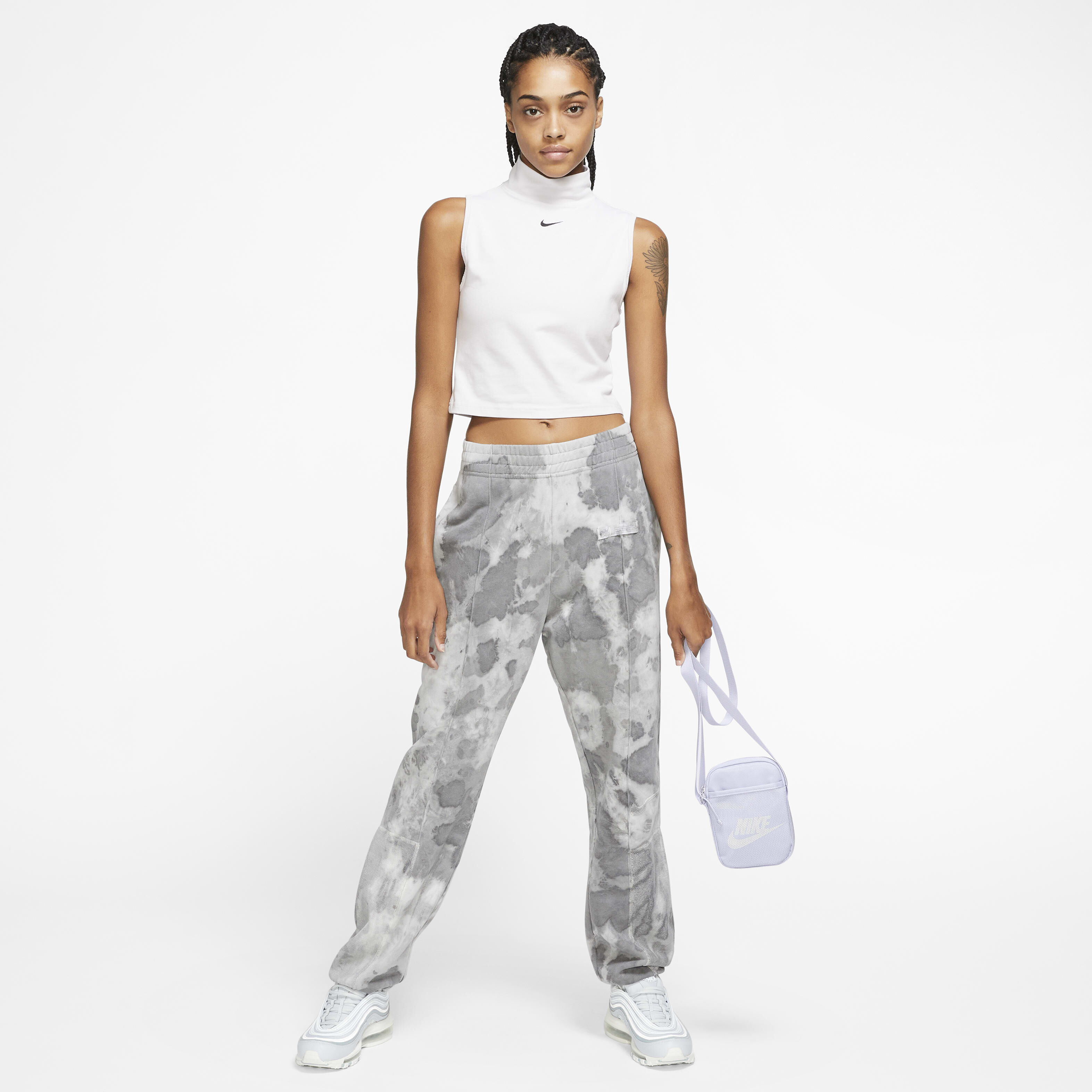 Nike Heritage image number 8