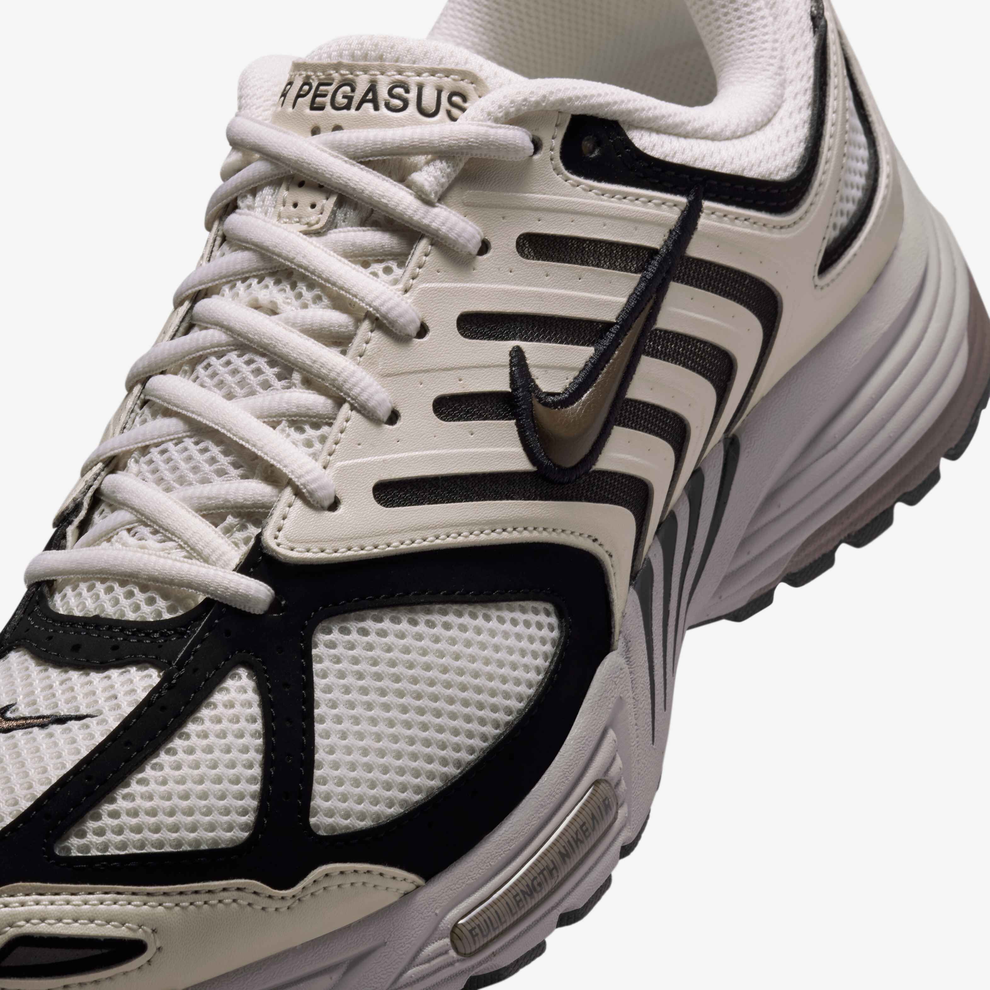 نايكي اير بيجاسوس 2005 image number 6