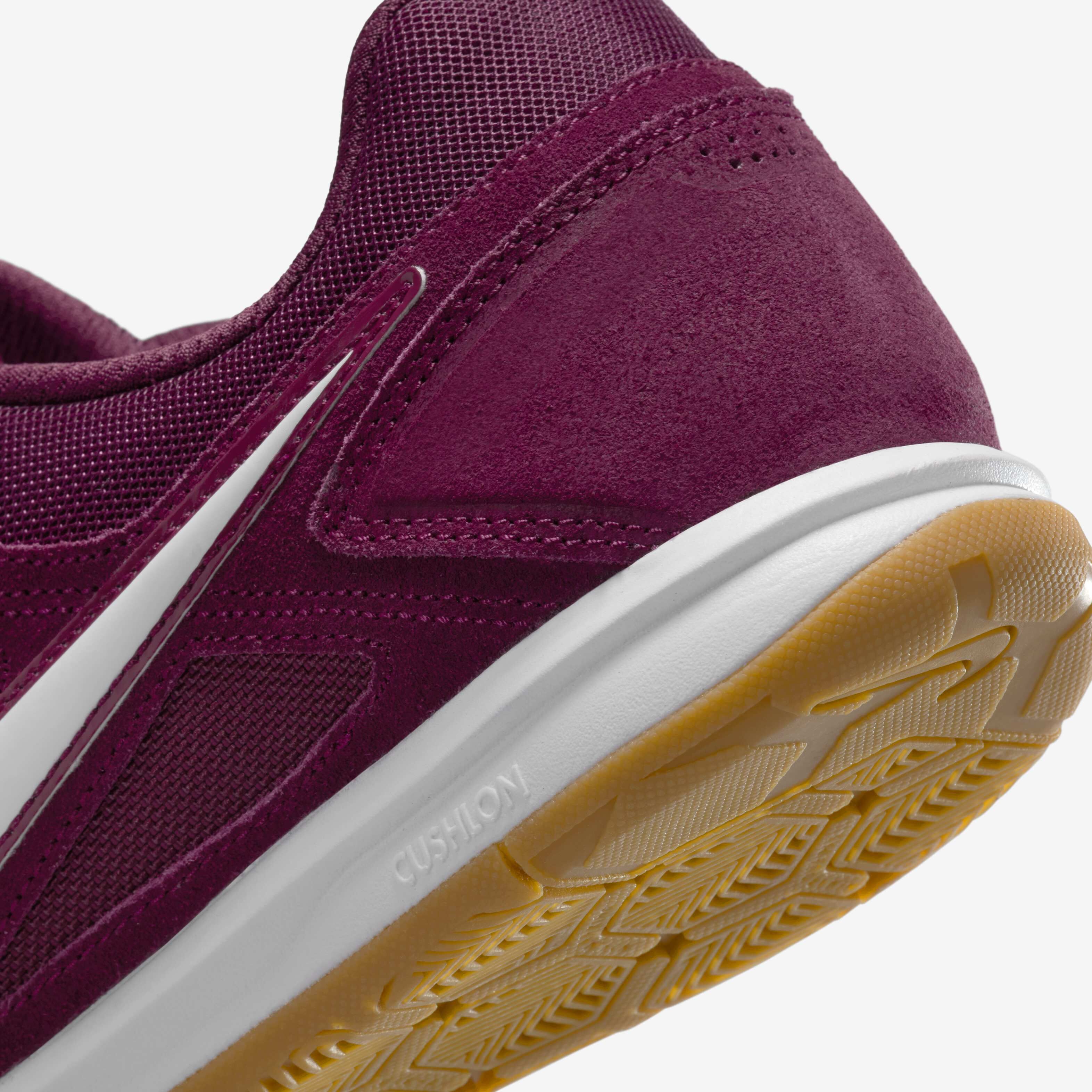 نايكي جاتو image number 7