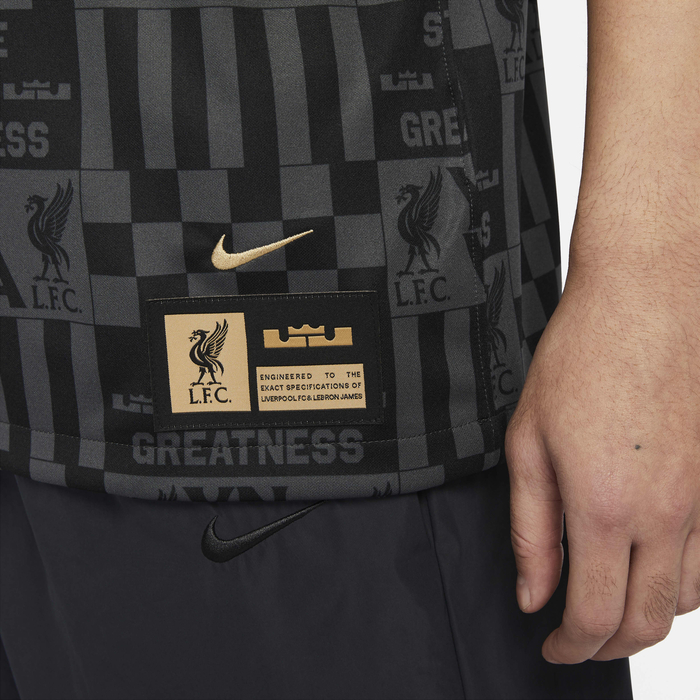 ليبرون x ليفربول F.C. image number 6 ليبرون x ليفربول F.C. image number 6