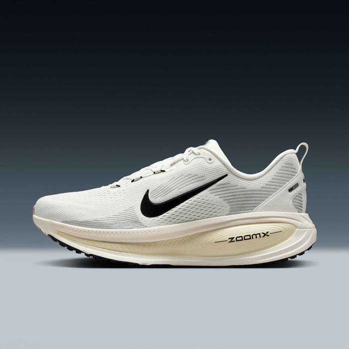 Nike Vomero 18 image number 0 Nike Vomero 18 image number 0