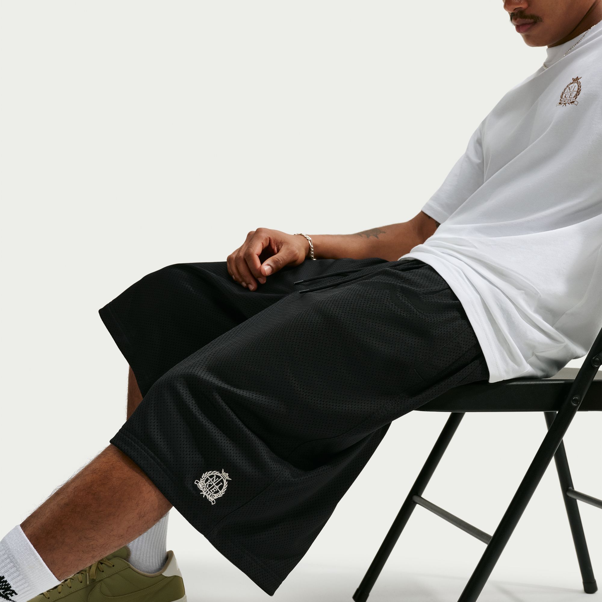 Nike Sportswear Club image number 4
