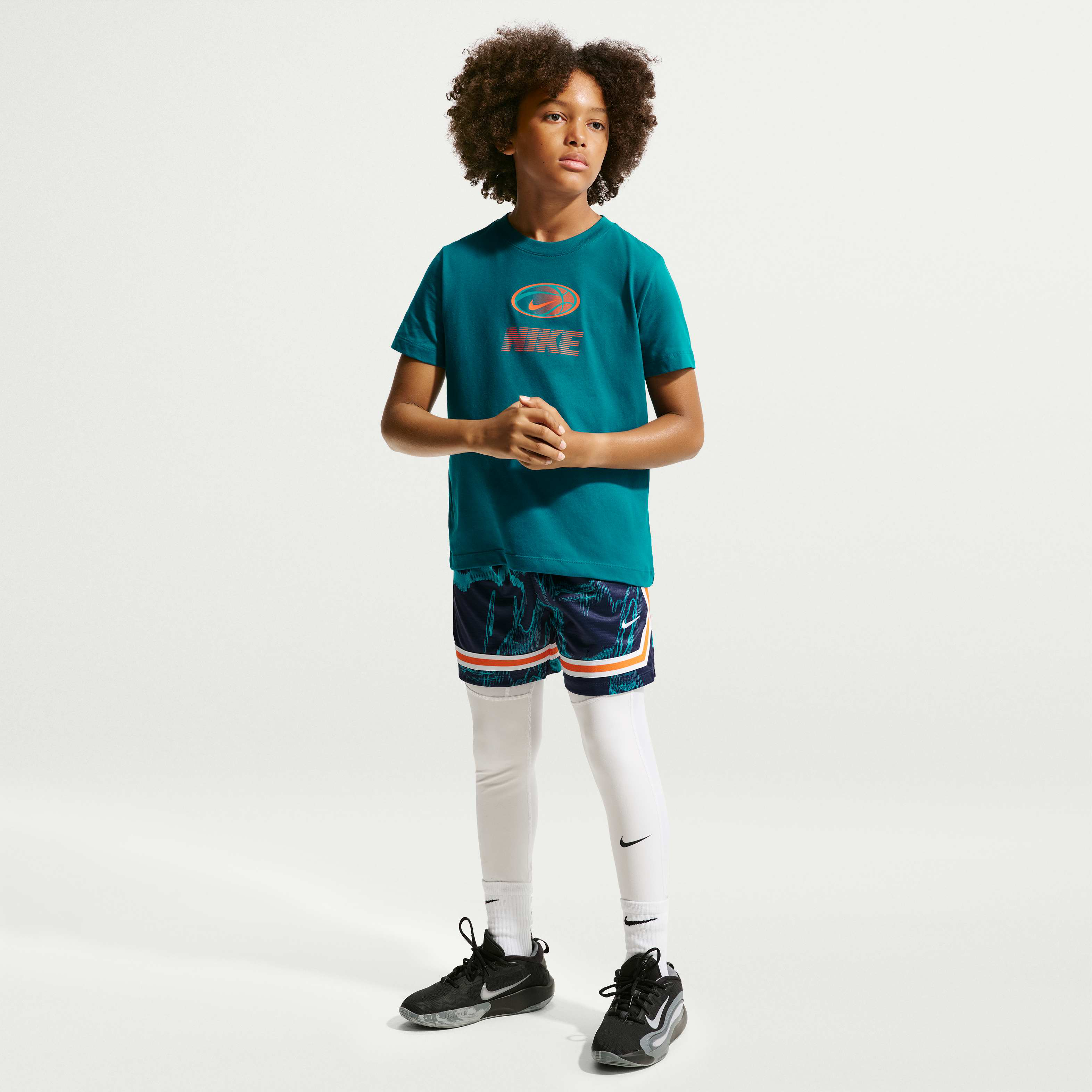 Nike image number 3