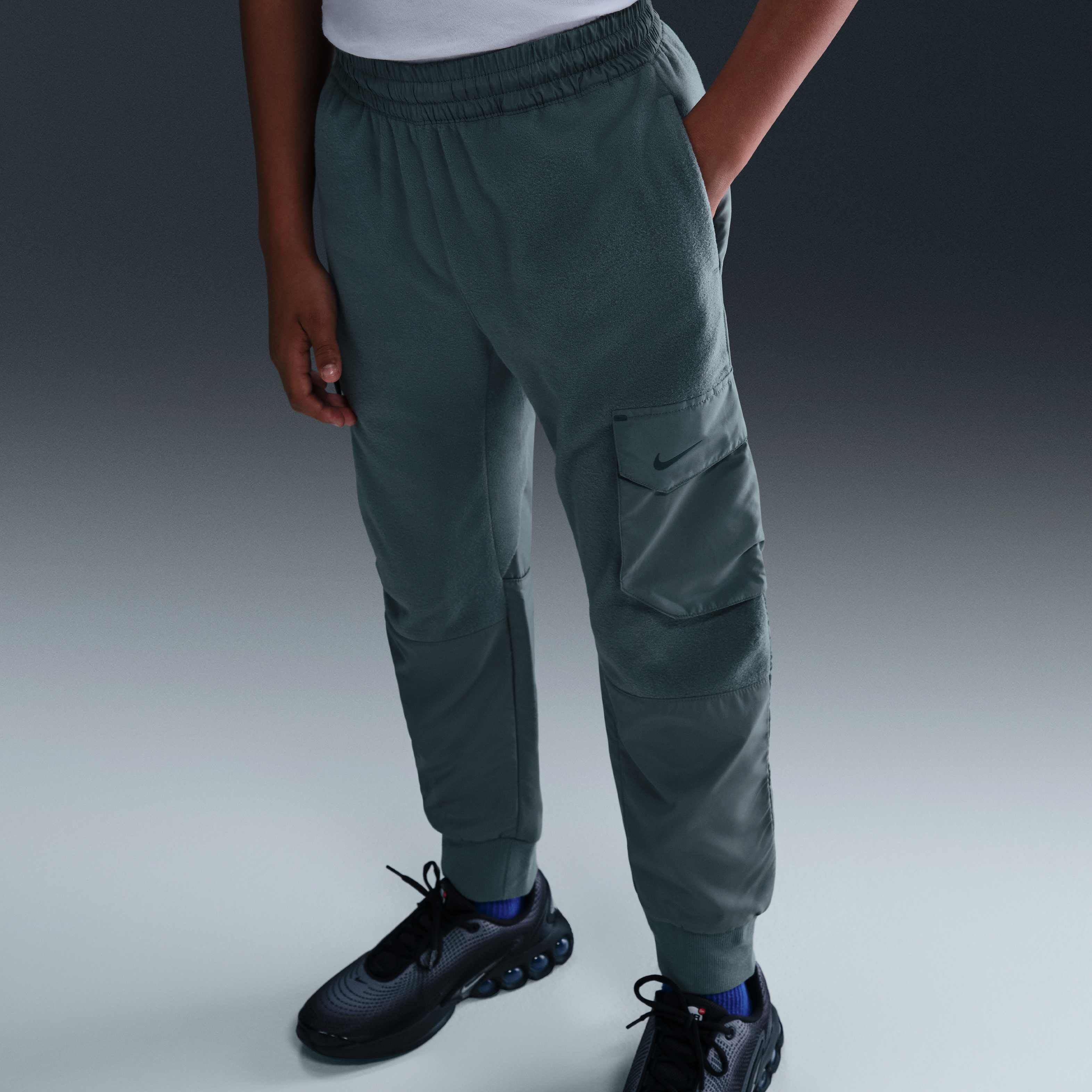 نايكي سبورتسوير سيتي يوتيليتي ايزي أون image number 1