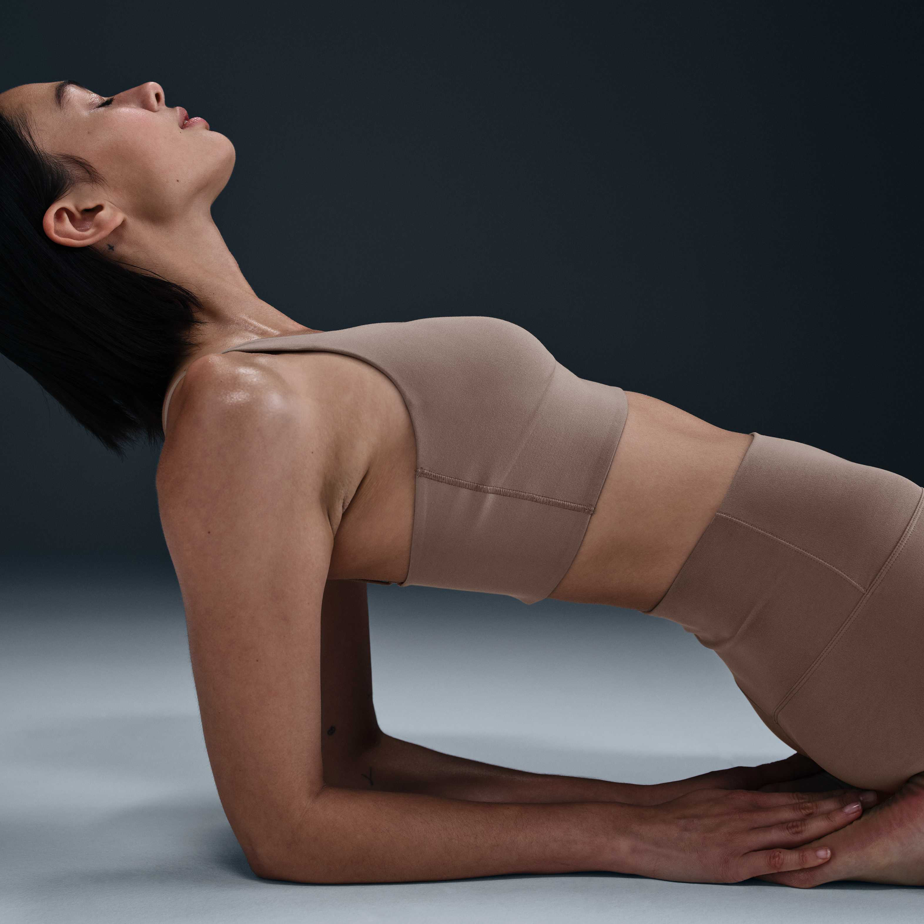 Nike Alate Medium Support image number 2