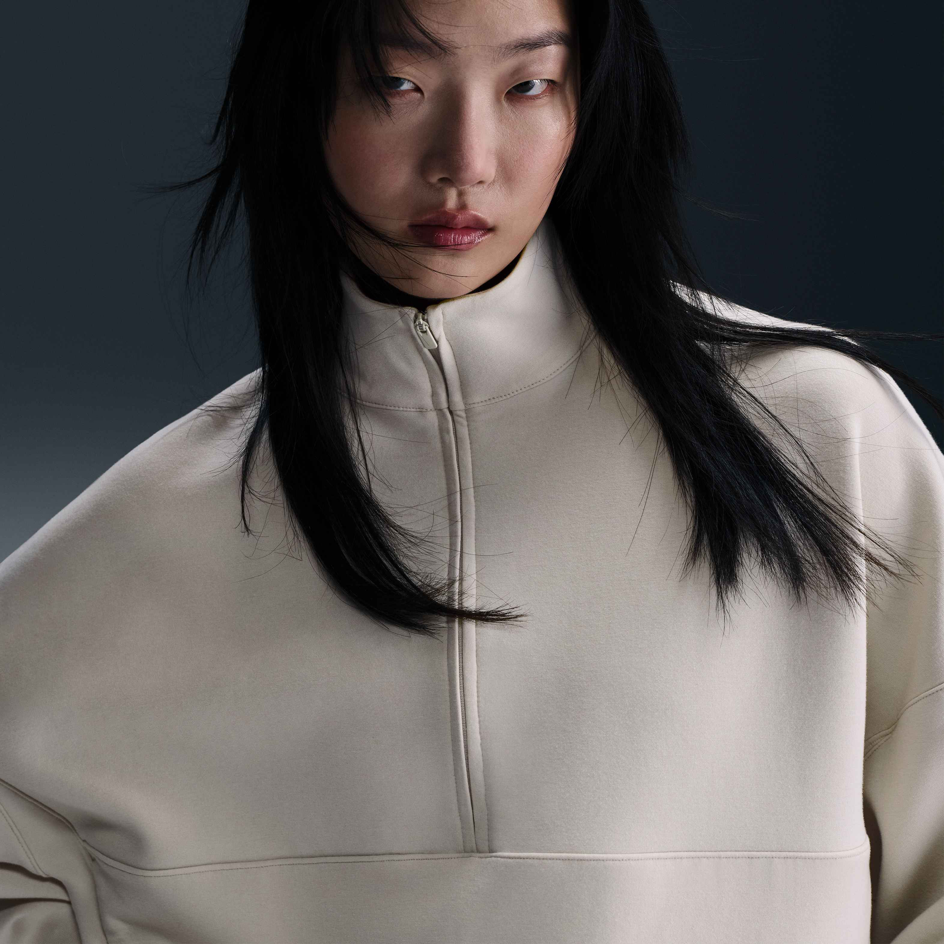 نايكي 24.7 امبوسبلي سوفت image number 2