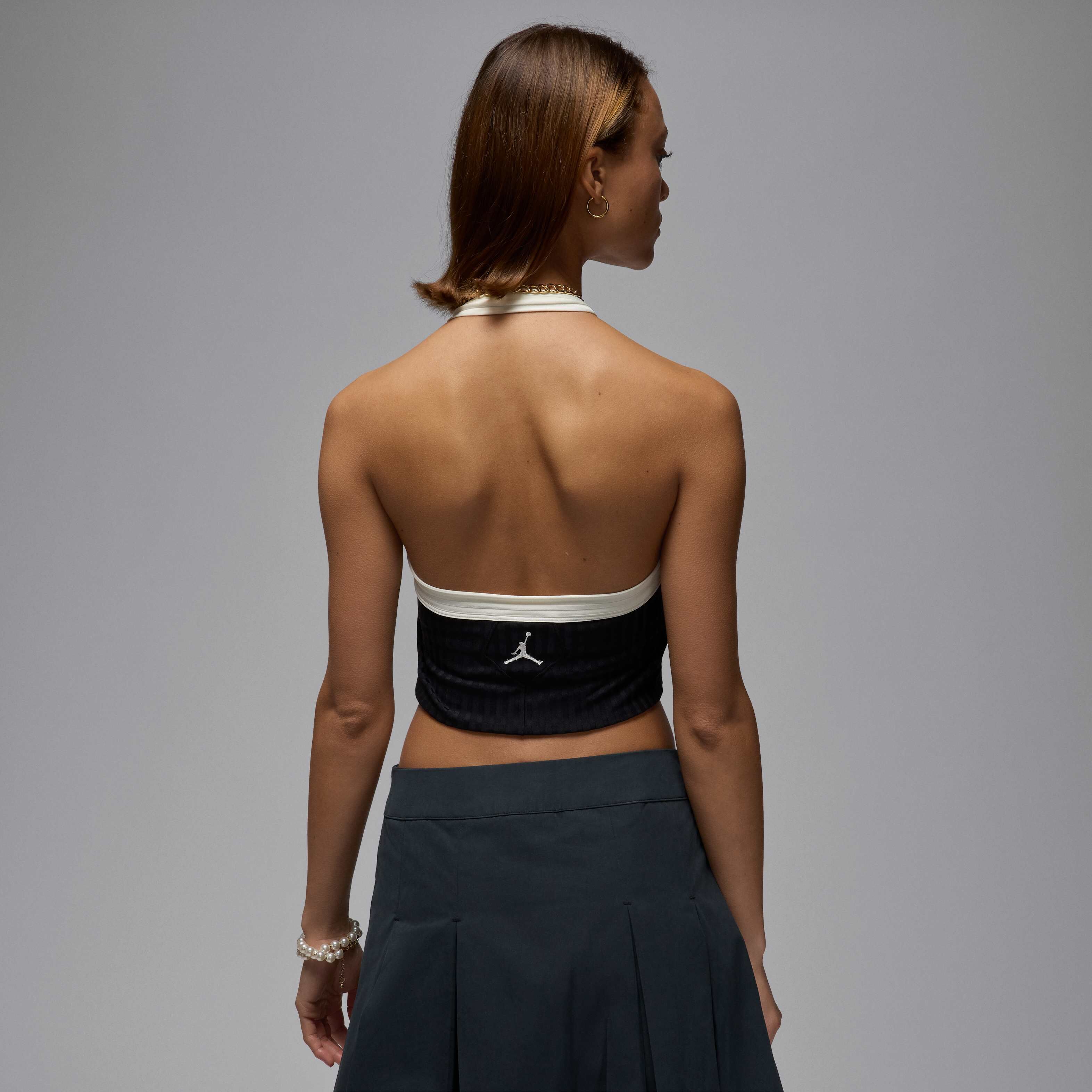 Jordan Poolside image number 1