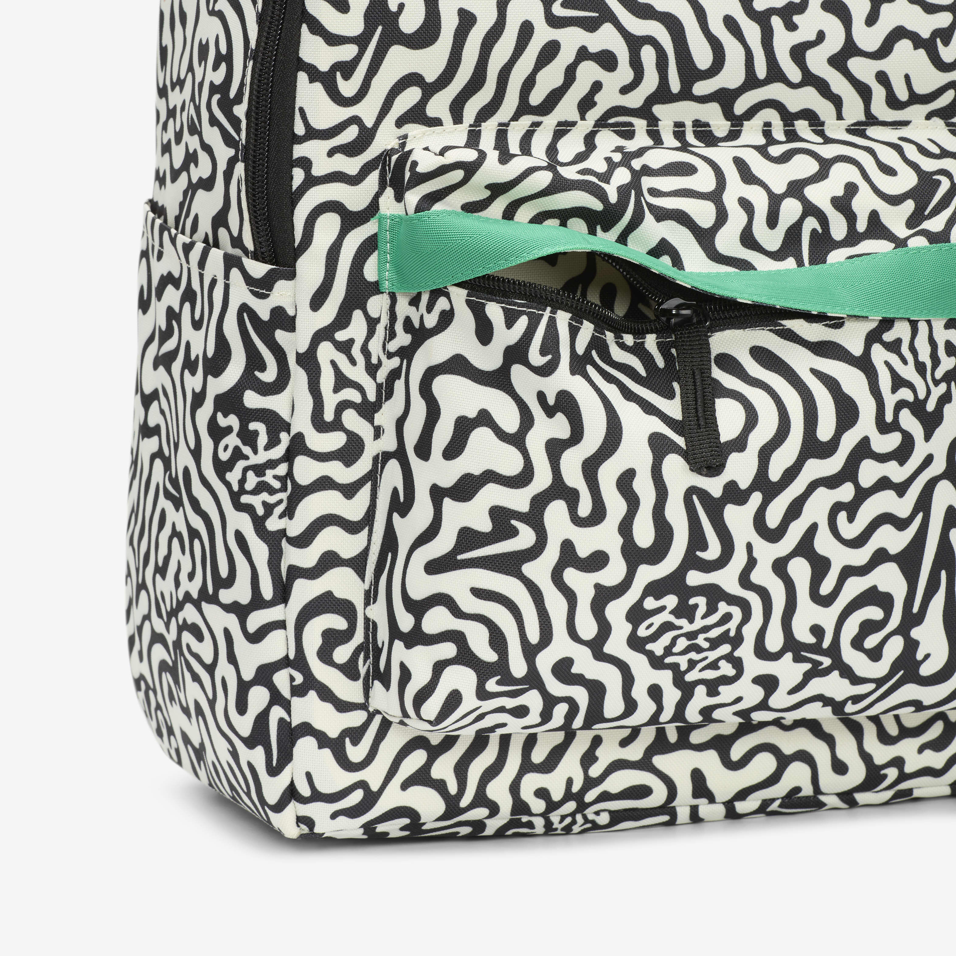 نايكي هيرتدج image number 5