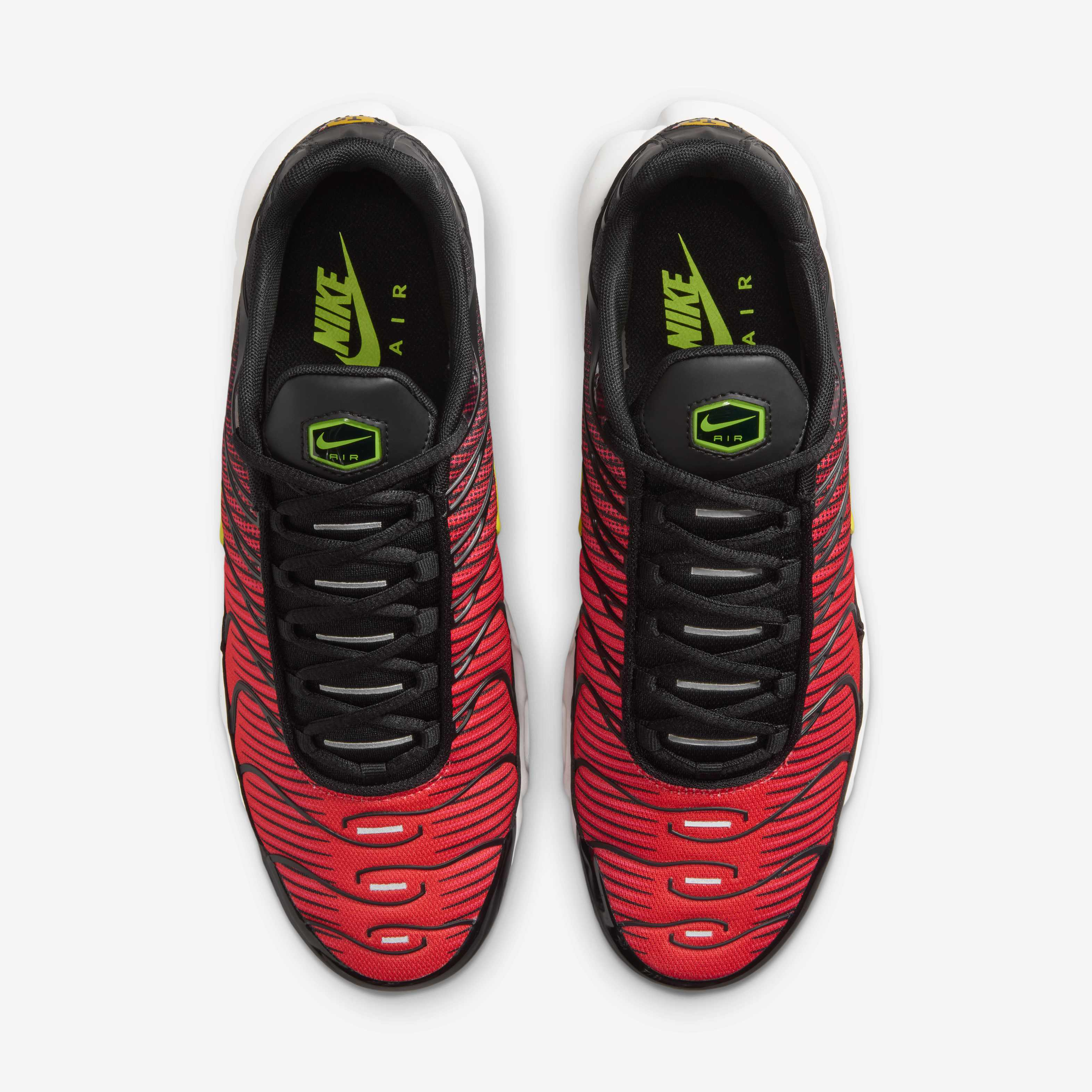 Nike Air Max Plus image number 3