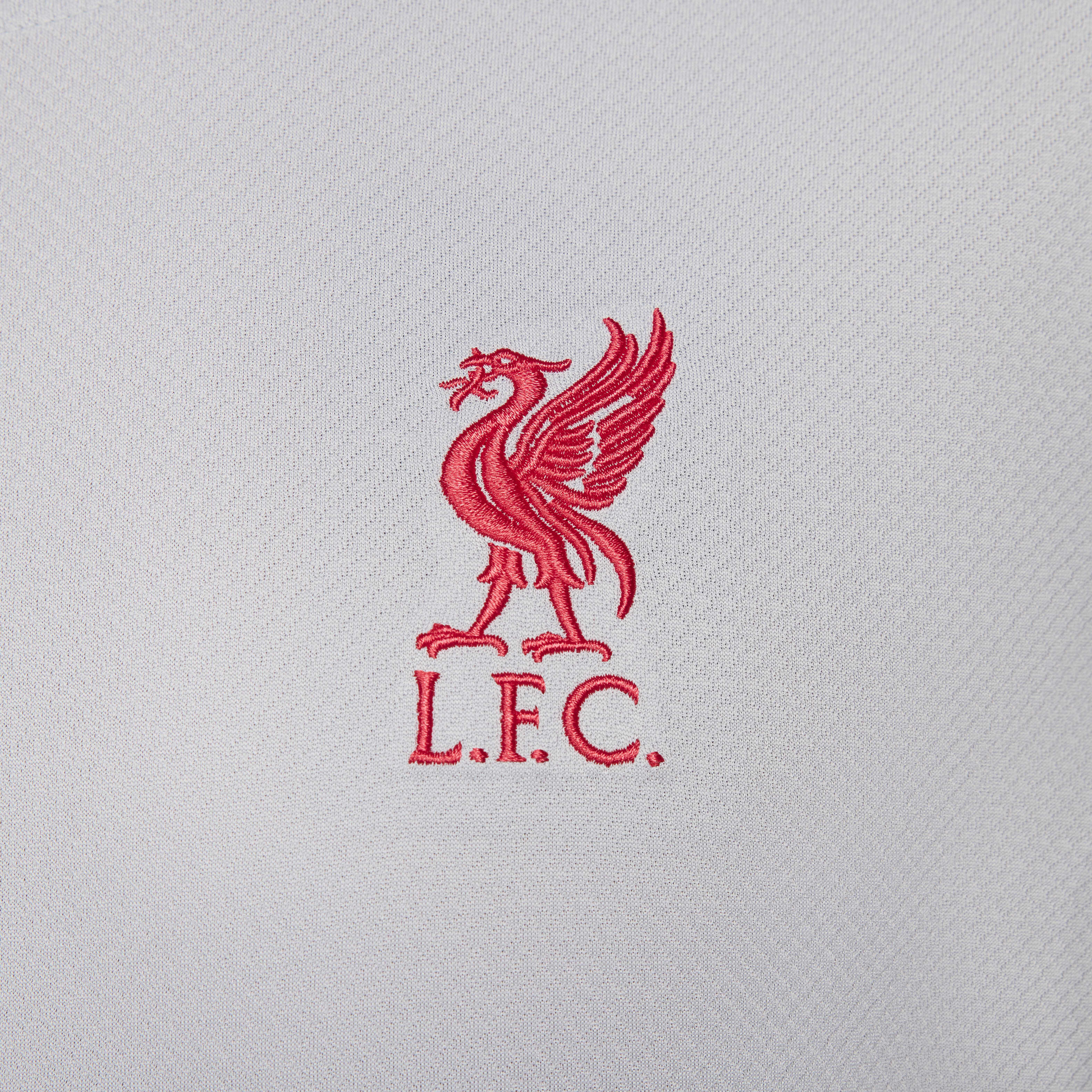 Liverpool F.C. Strike Third image number 5