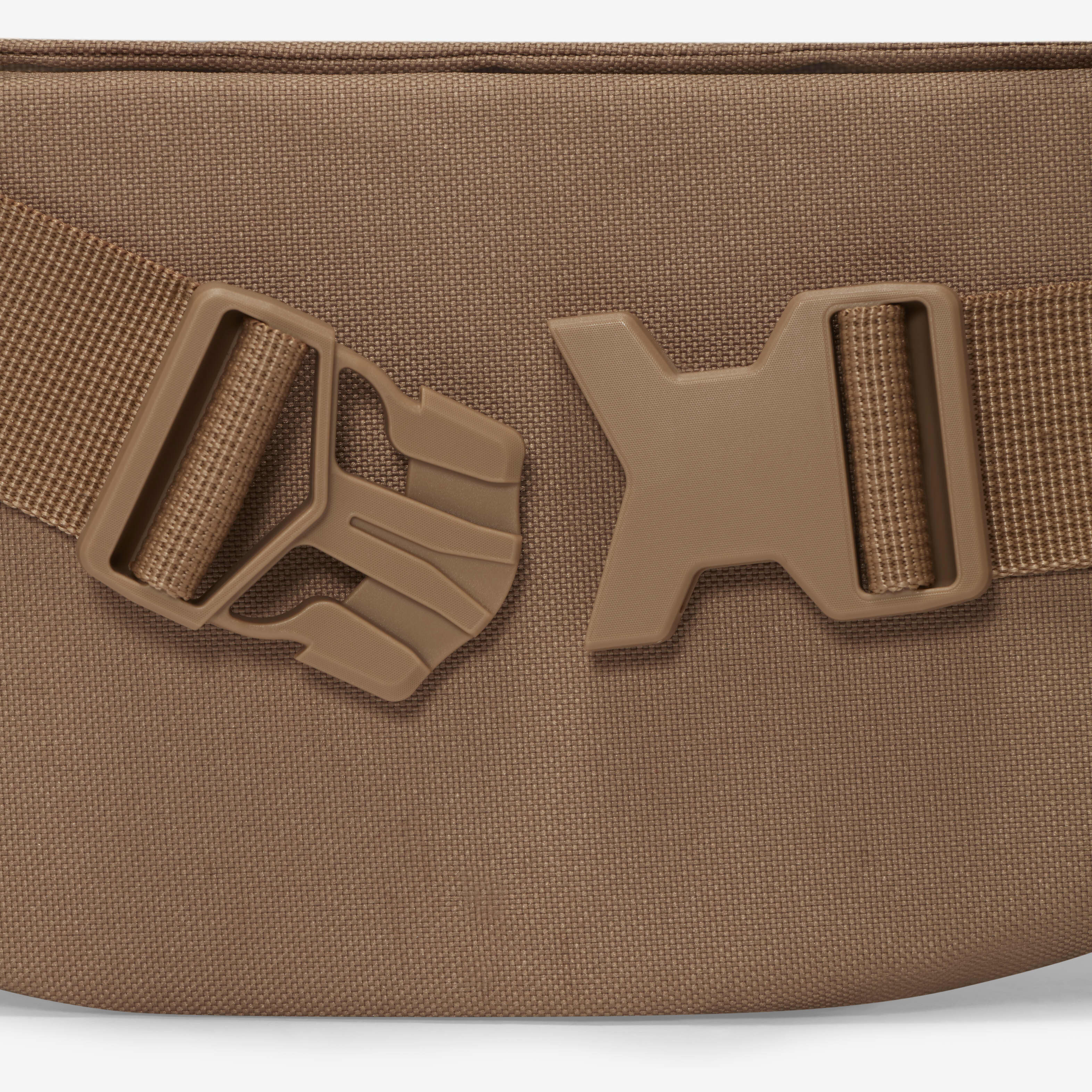 نايكي هيرتج image number 6