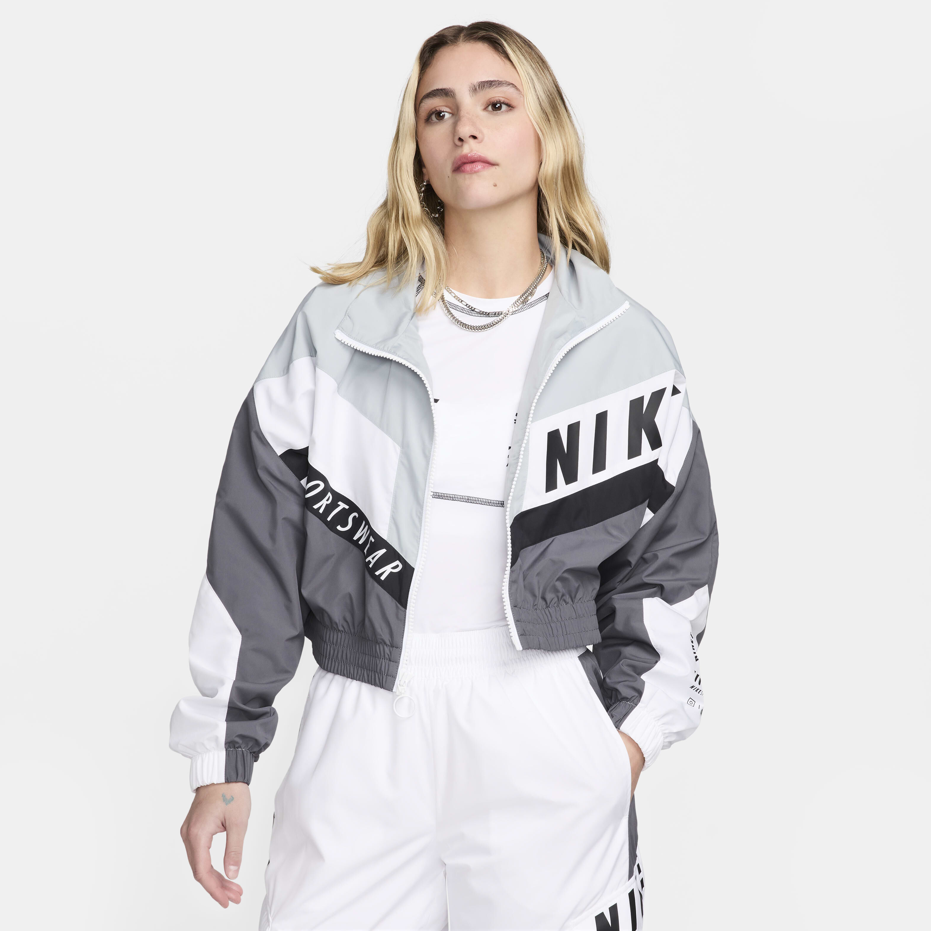 Buy Nike Sportswear Women s Woven Jacket Nike Qatar Official