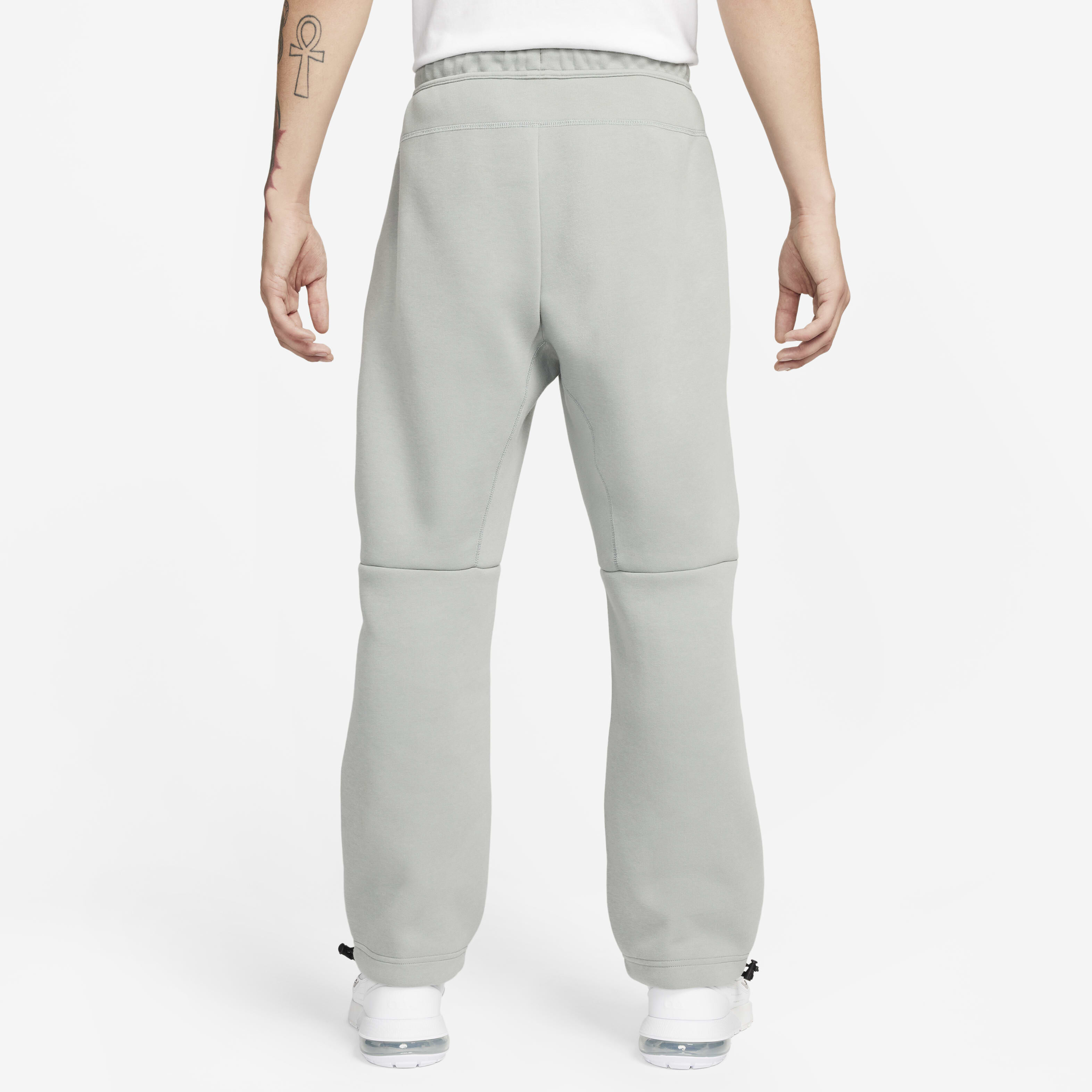 نايكي سبورتسوير تك فليس   image number 1