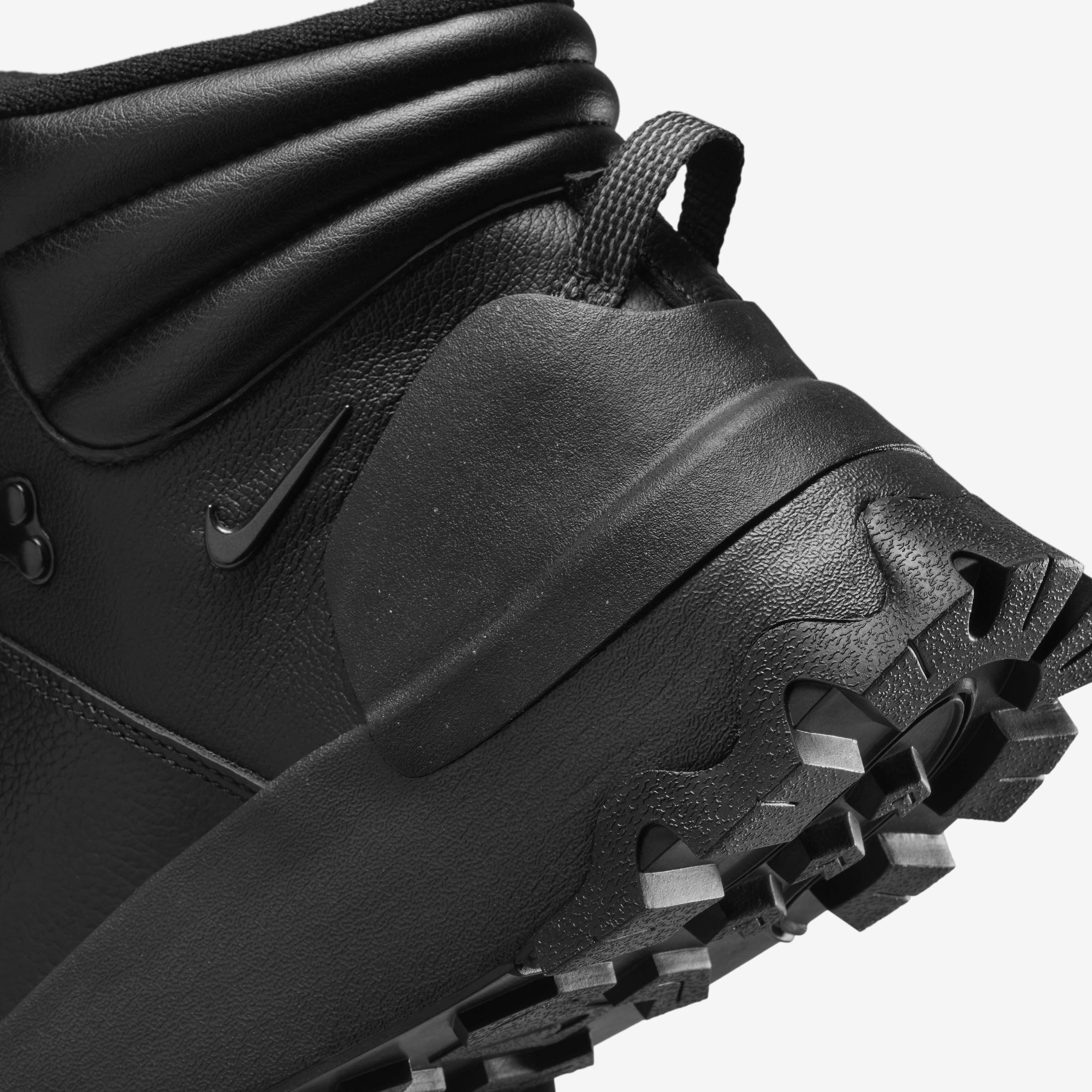 Waterproof nike boots store