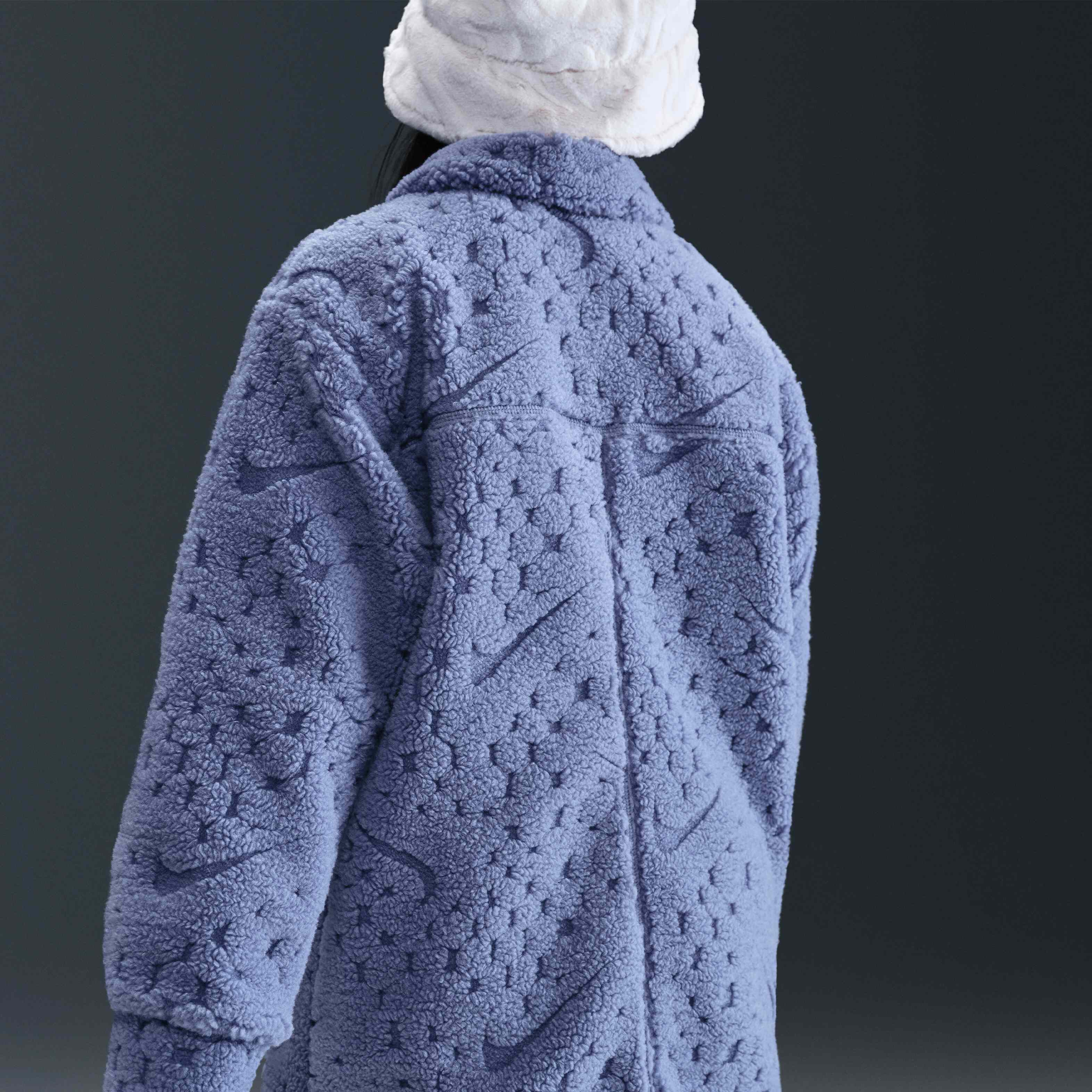 نايكي سبورتسوير image number 1