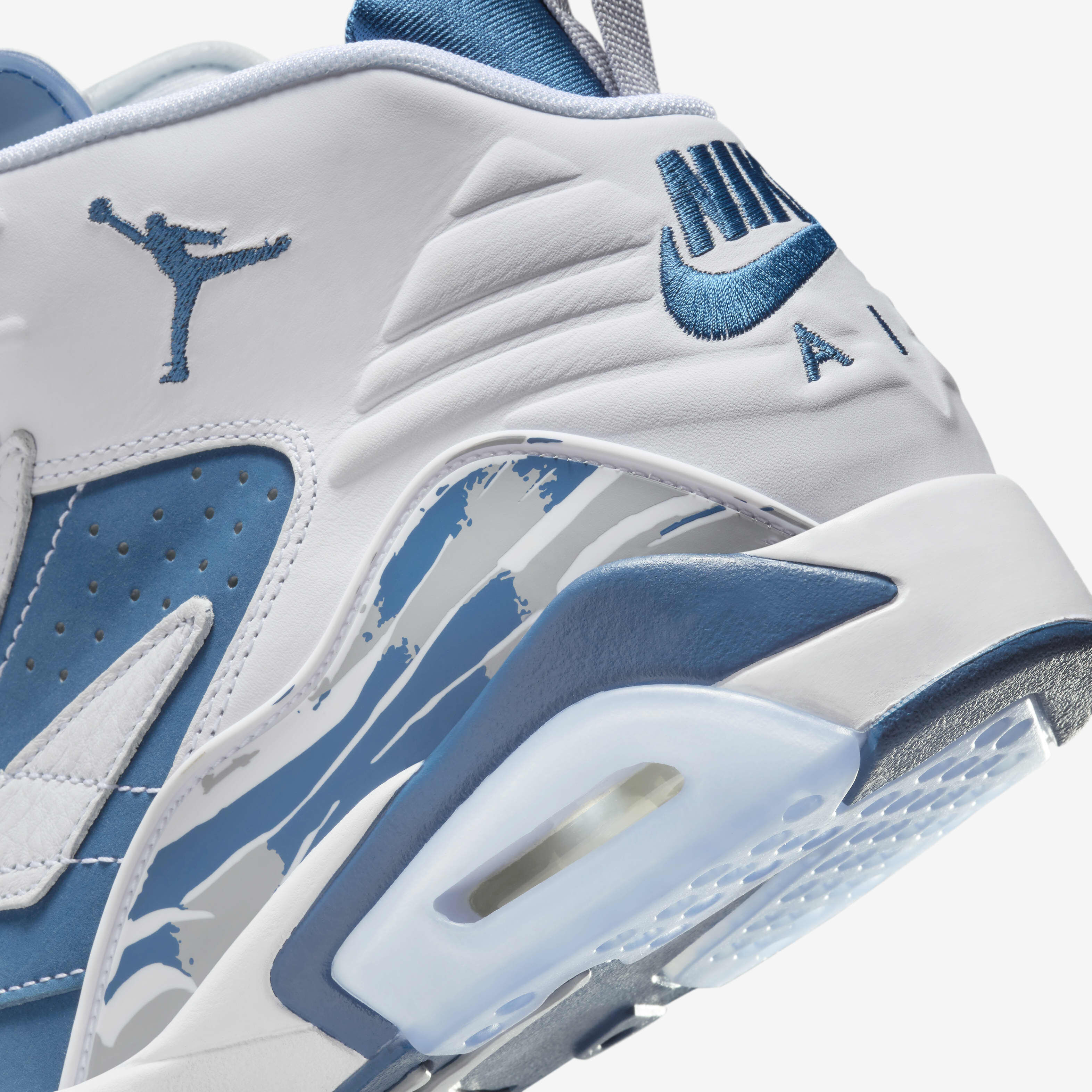 جمبمان أم في بي image number 7