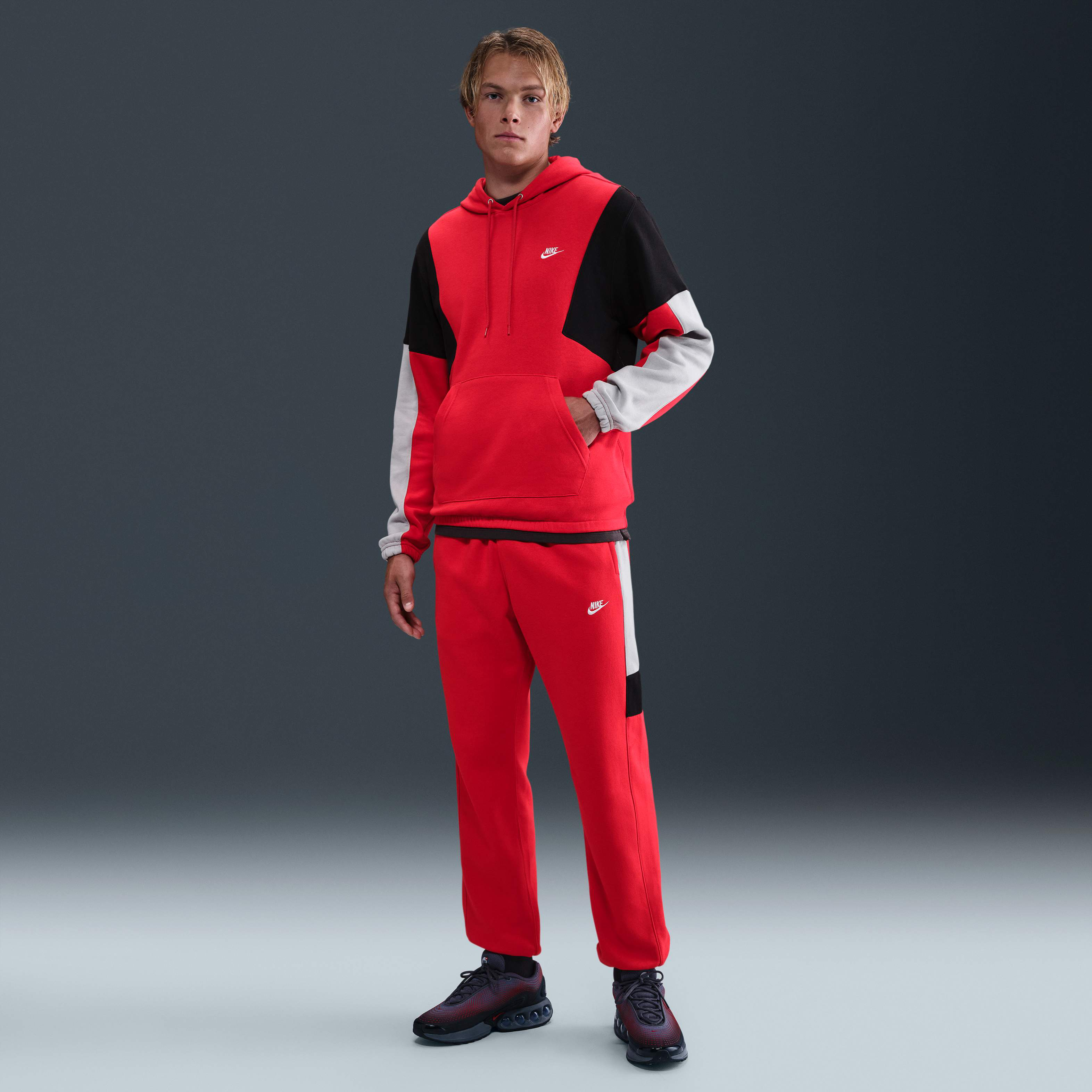 Nike Sportswear Club image number 0