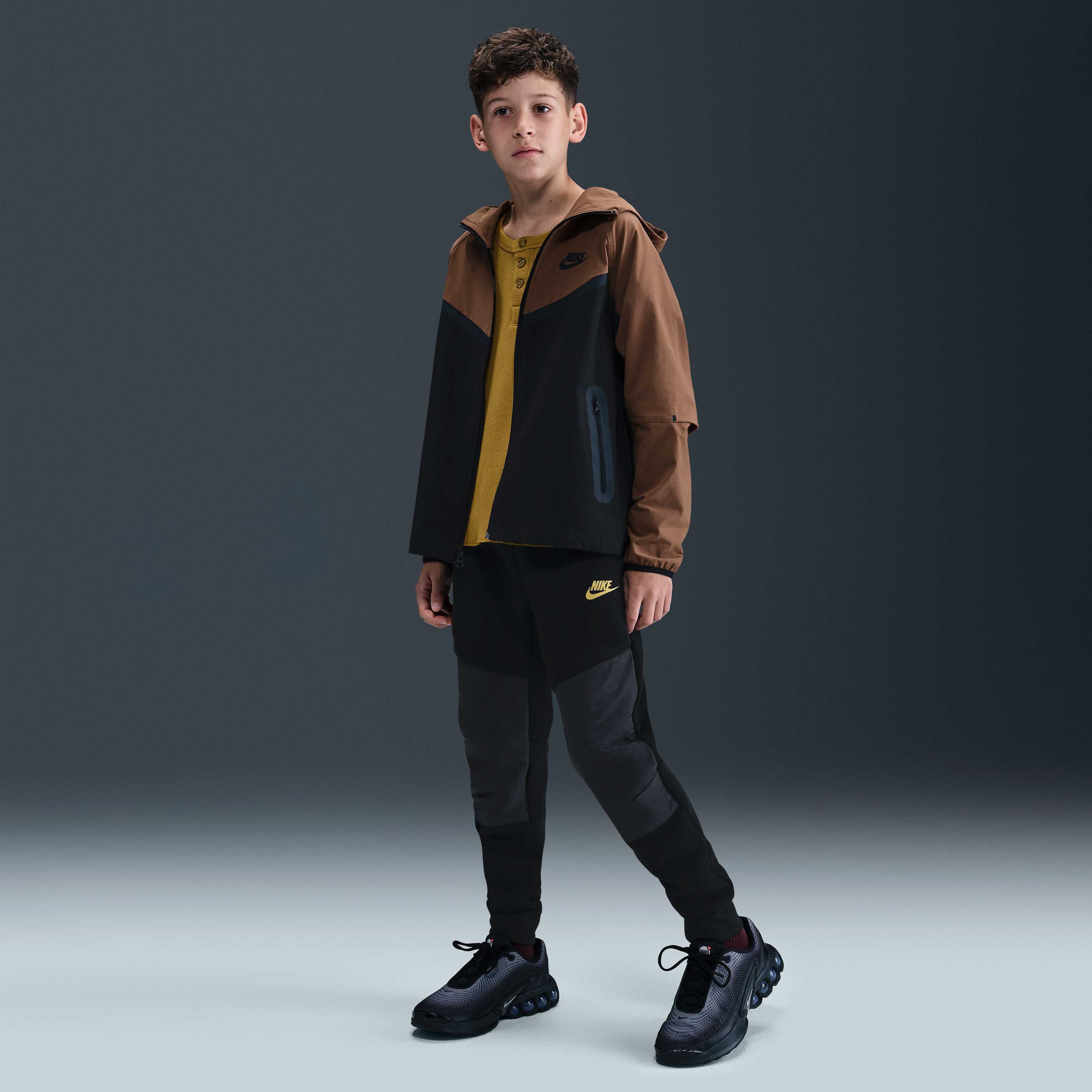 Nike Sportswear Tech Fleece image number 0