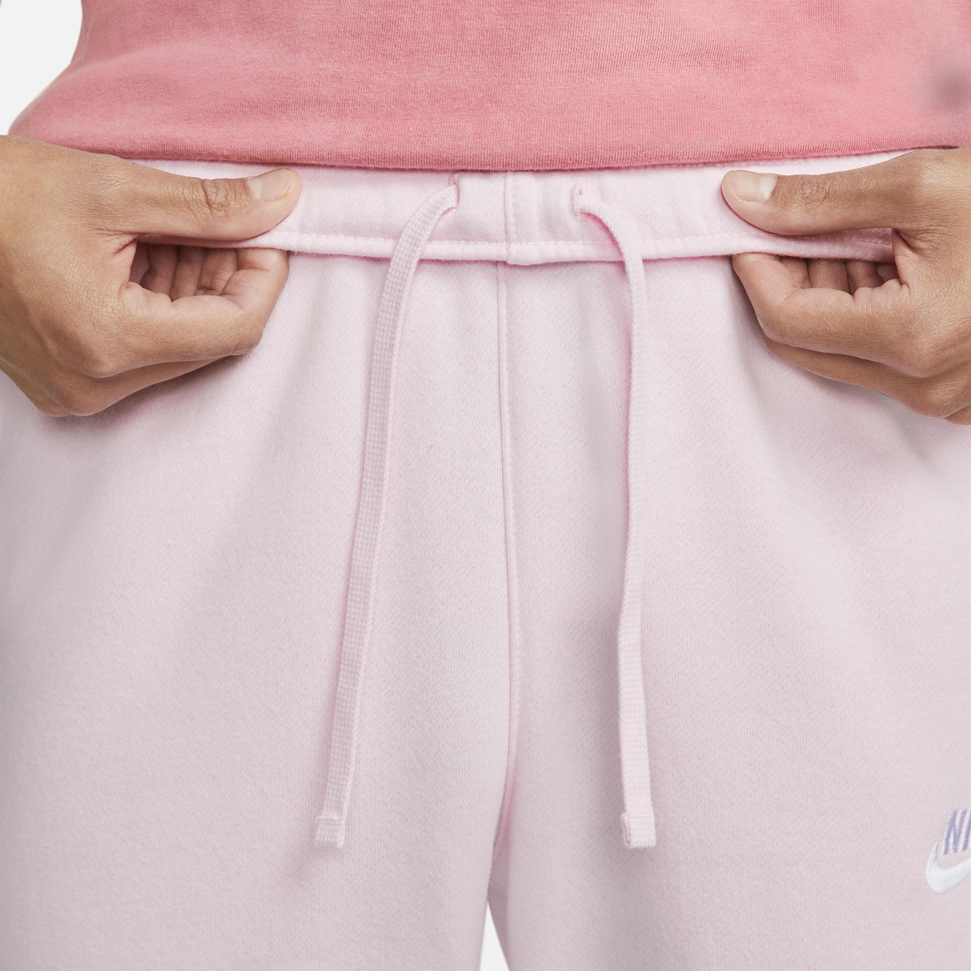 نايكي سبورتسوير كلوب فليس image number 4