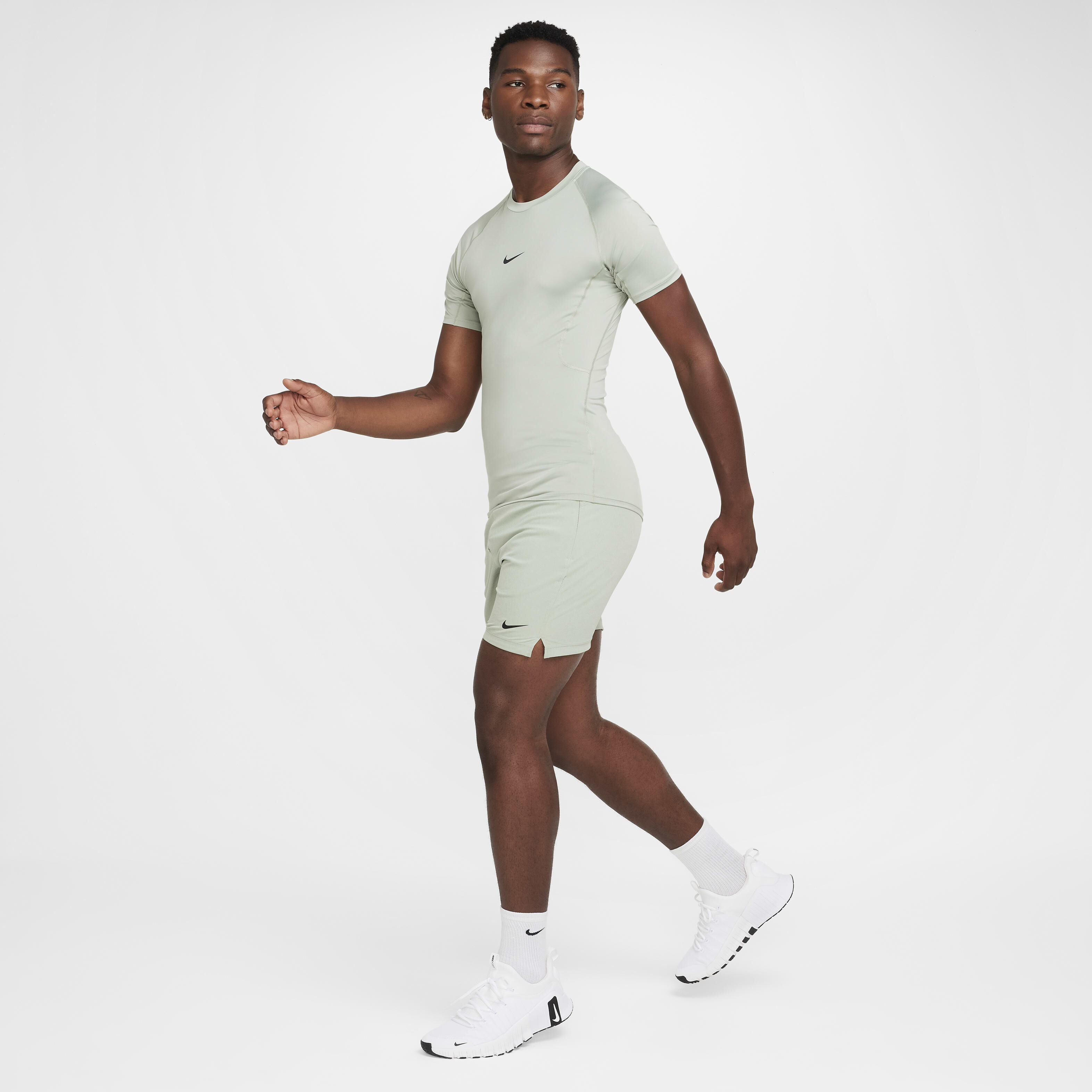 نايكي برو image number 5