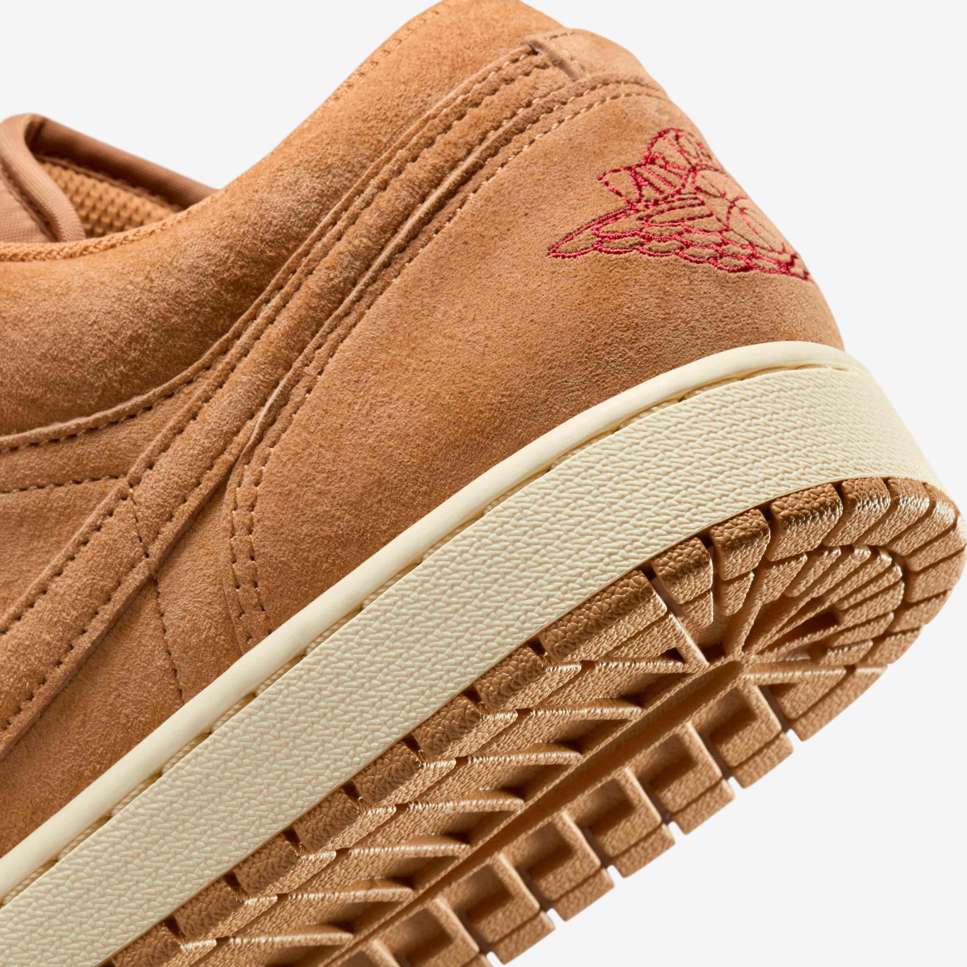 Air Jordan 1 Low SE image number 7