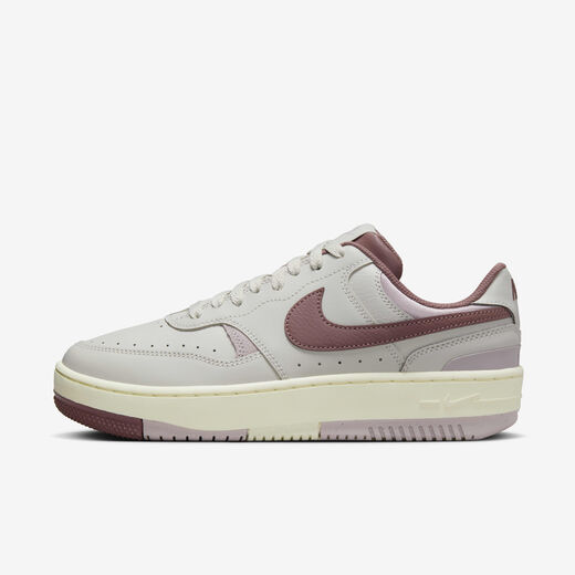 نايكي جاما فورس