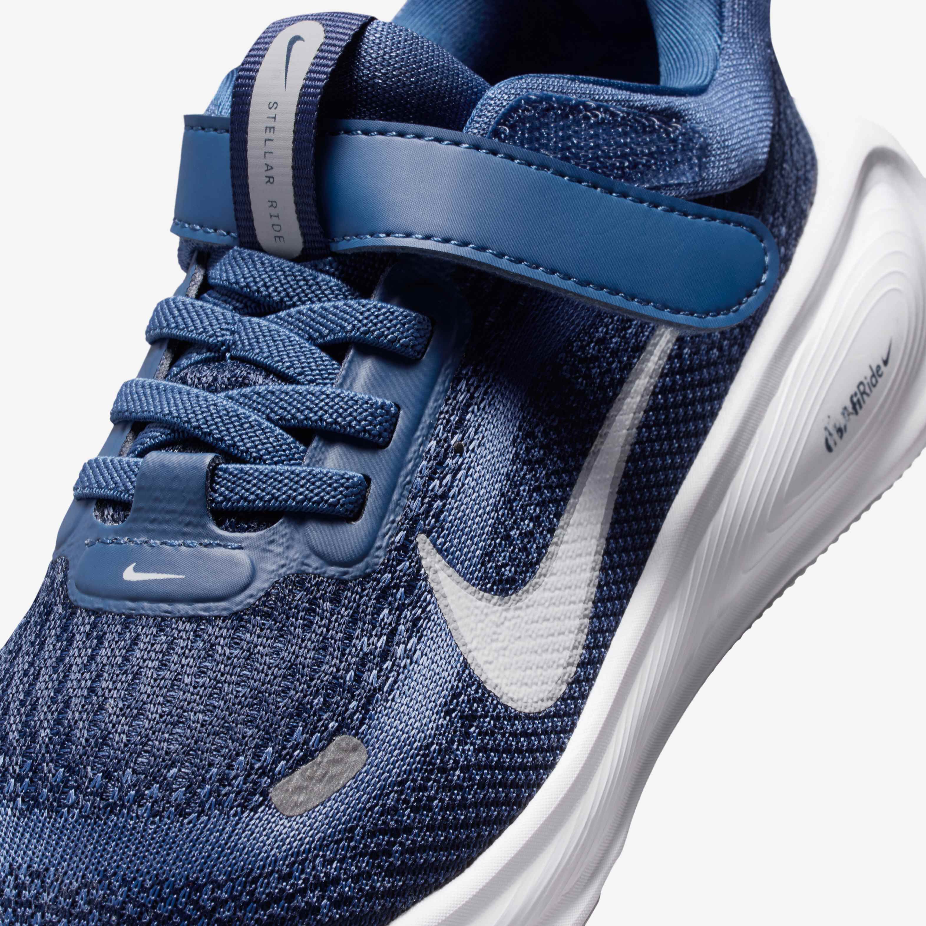 Nike Stellar Ride image number 6