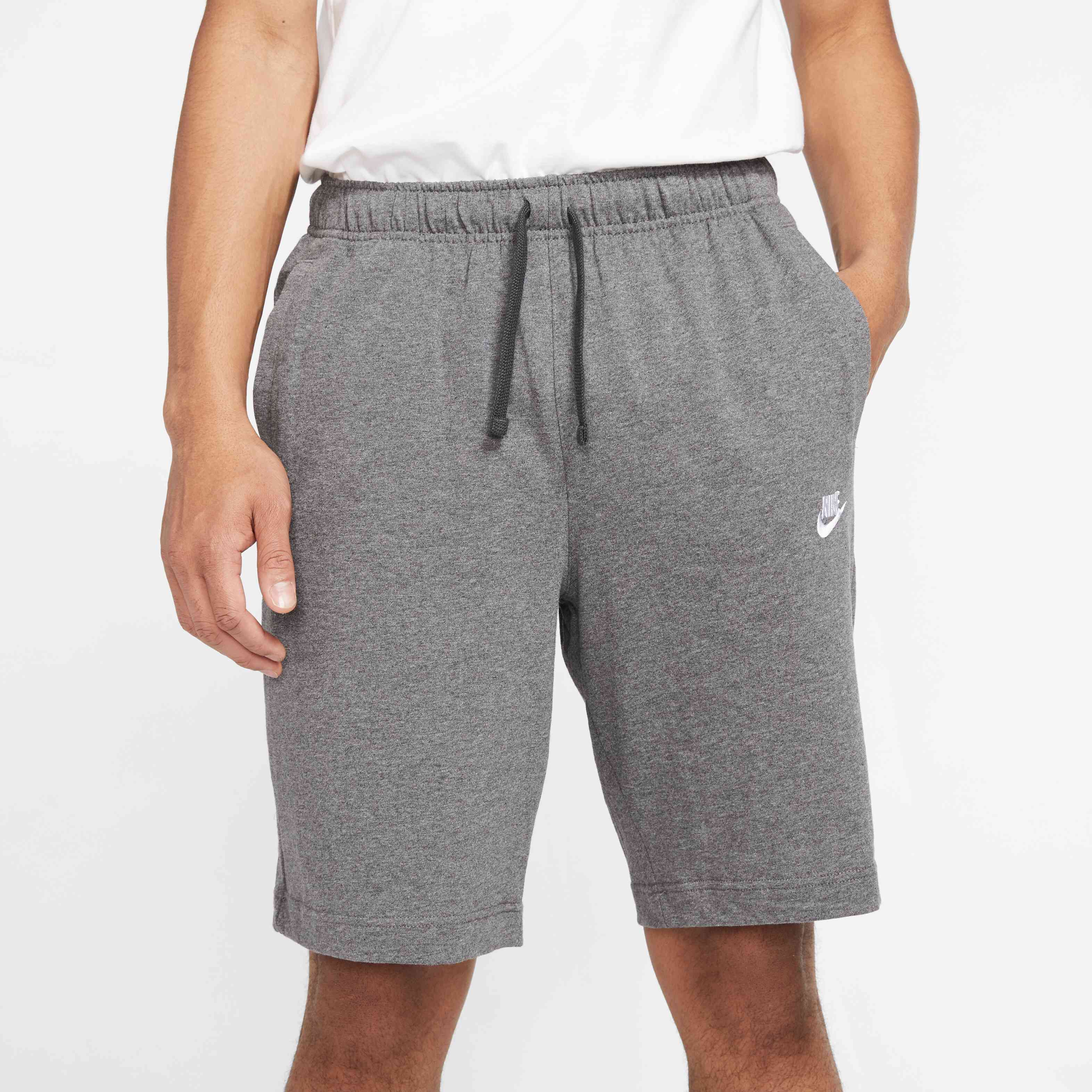 نايكي سبورتسوير كلوب image number 1