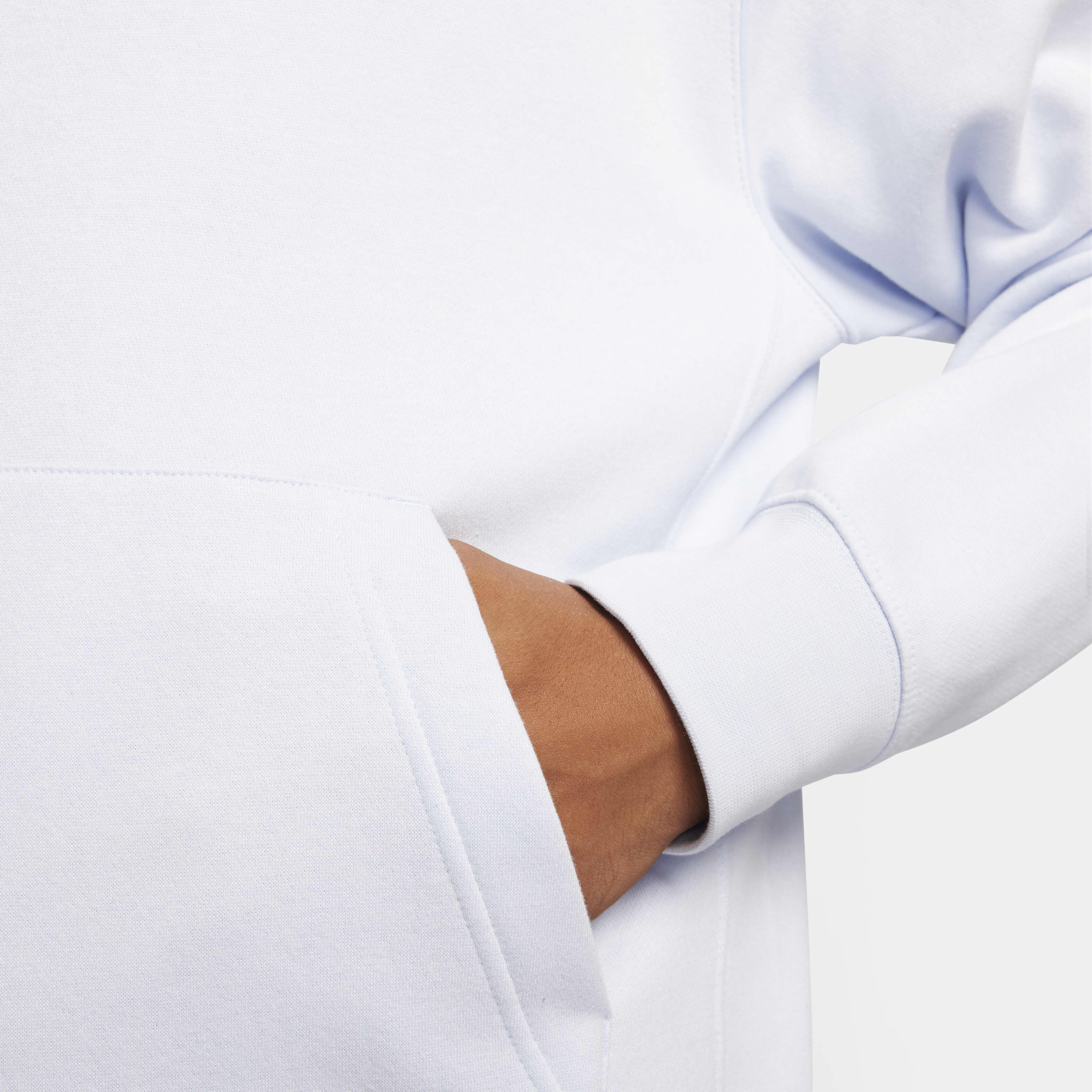 نايكي سبورتسوير كلوب فليس image number 4