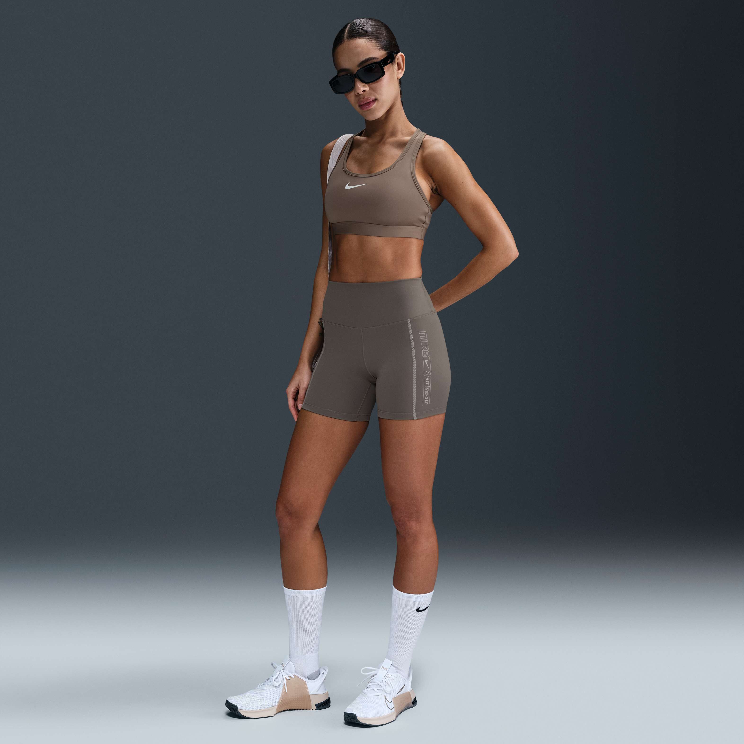 نايكي ون image number 0