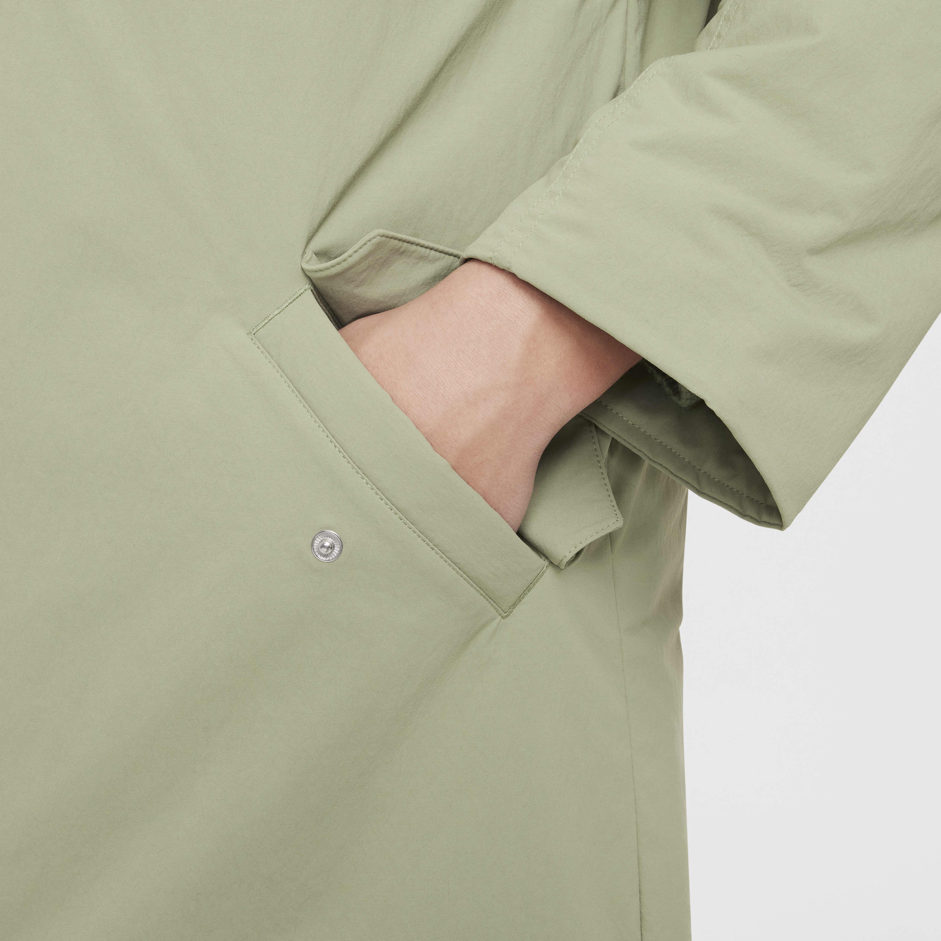 نايكي سبورتسوير ميترو جراوند image number 5