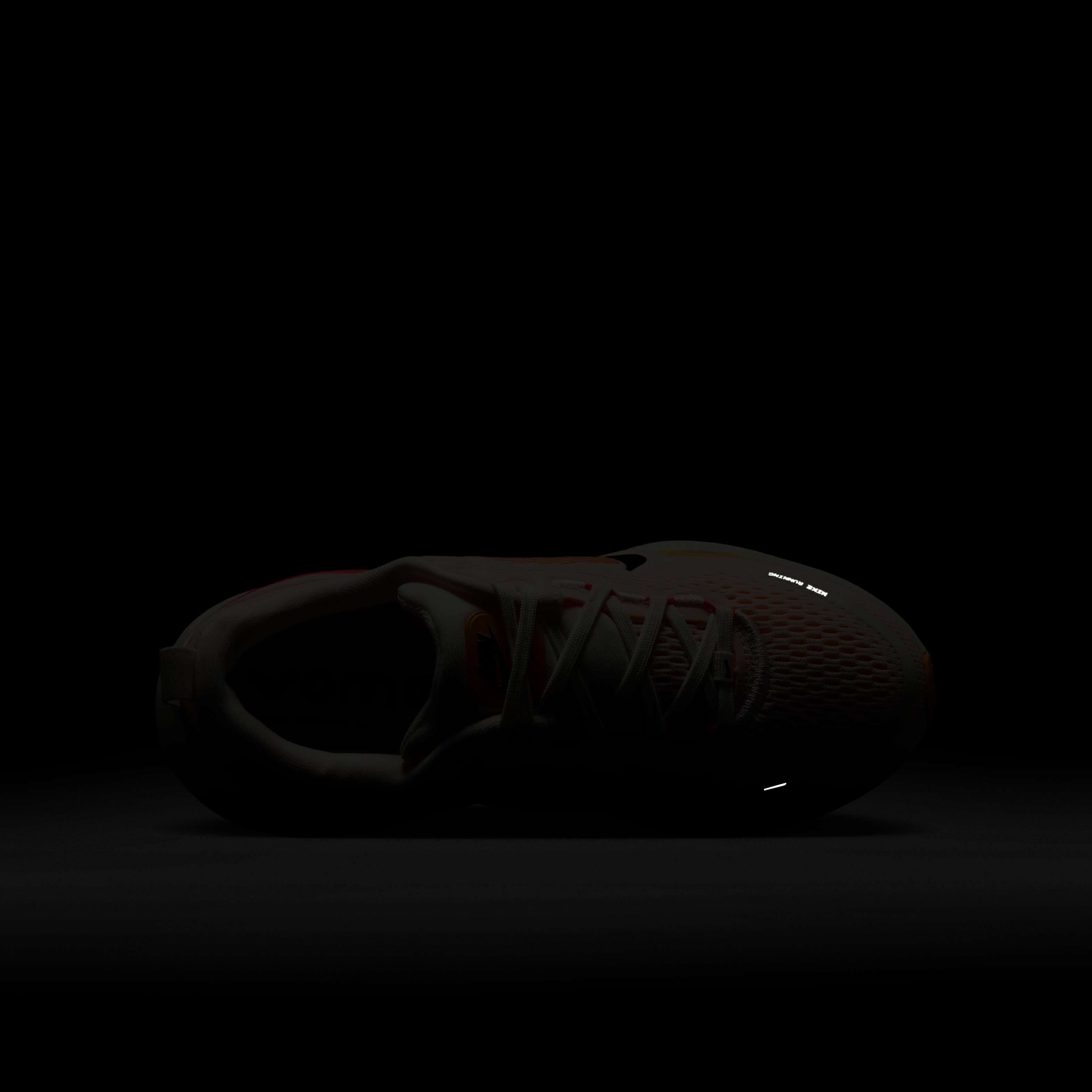 Nike Vomero 18 image number 8
