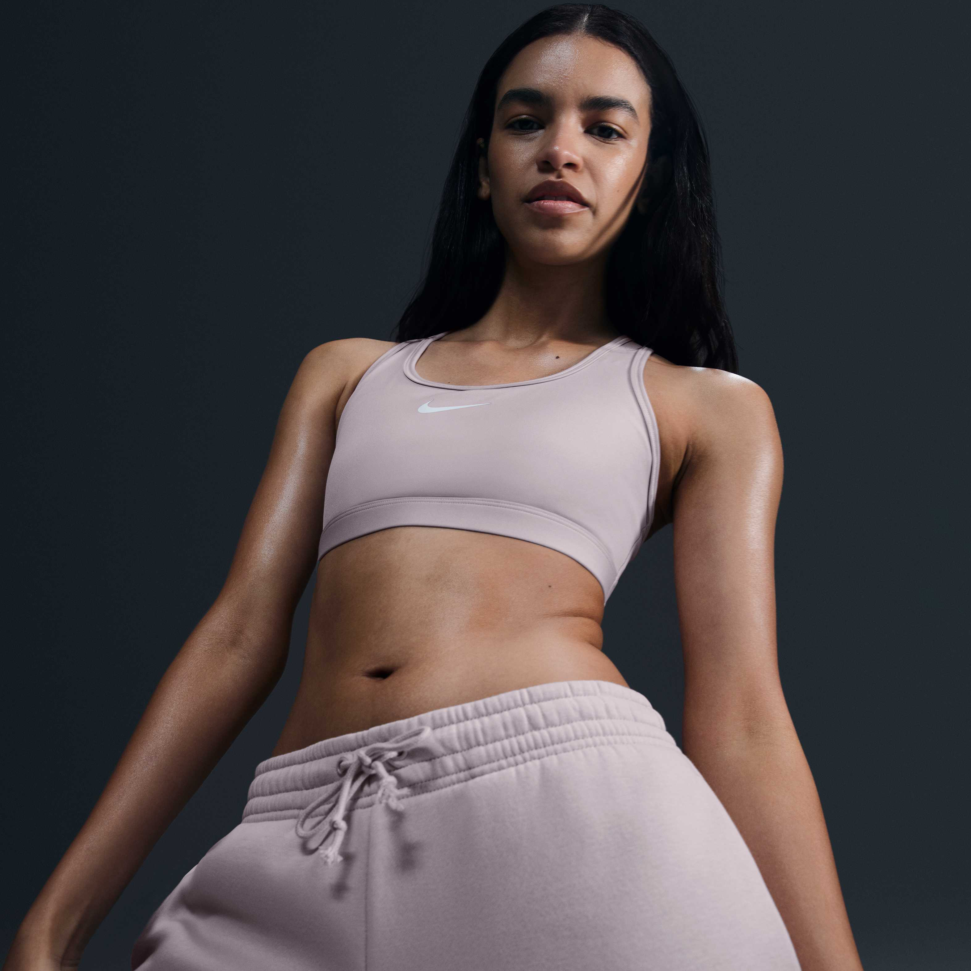 Nike Swoosh Medium-Support image number 1