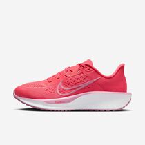 Nike Quest 6