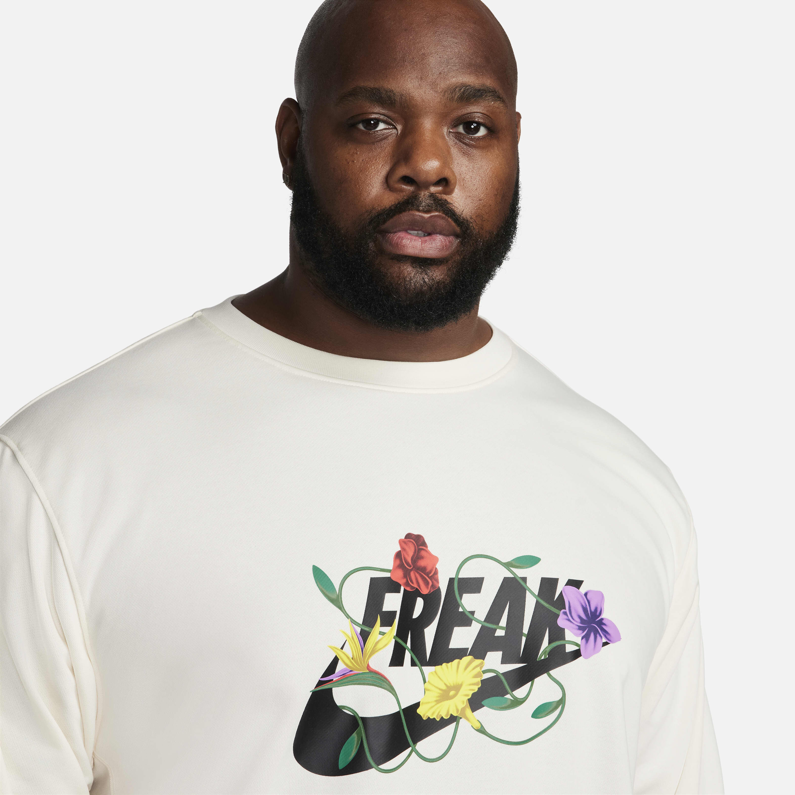 Giannis Standard Issue image number 8