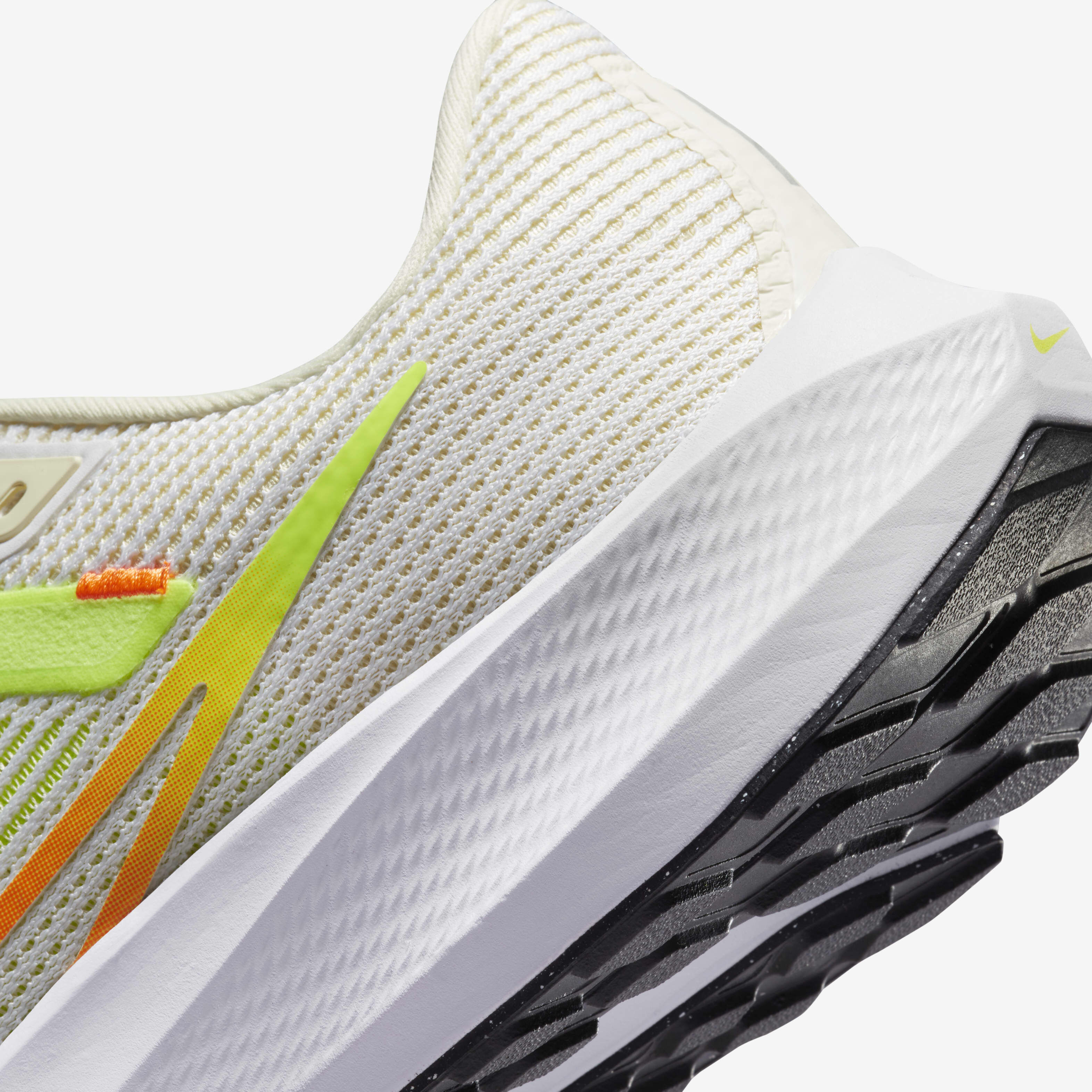 Nike Pegasus 40 image number 7