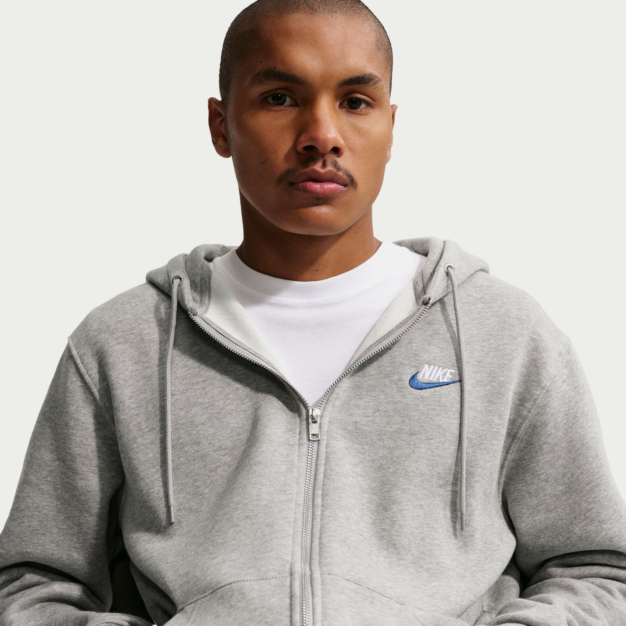 Nike Sportswear Club image number 3