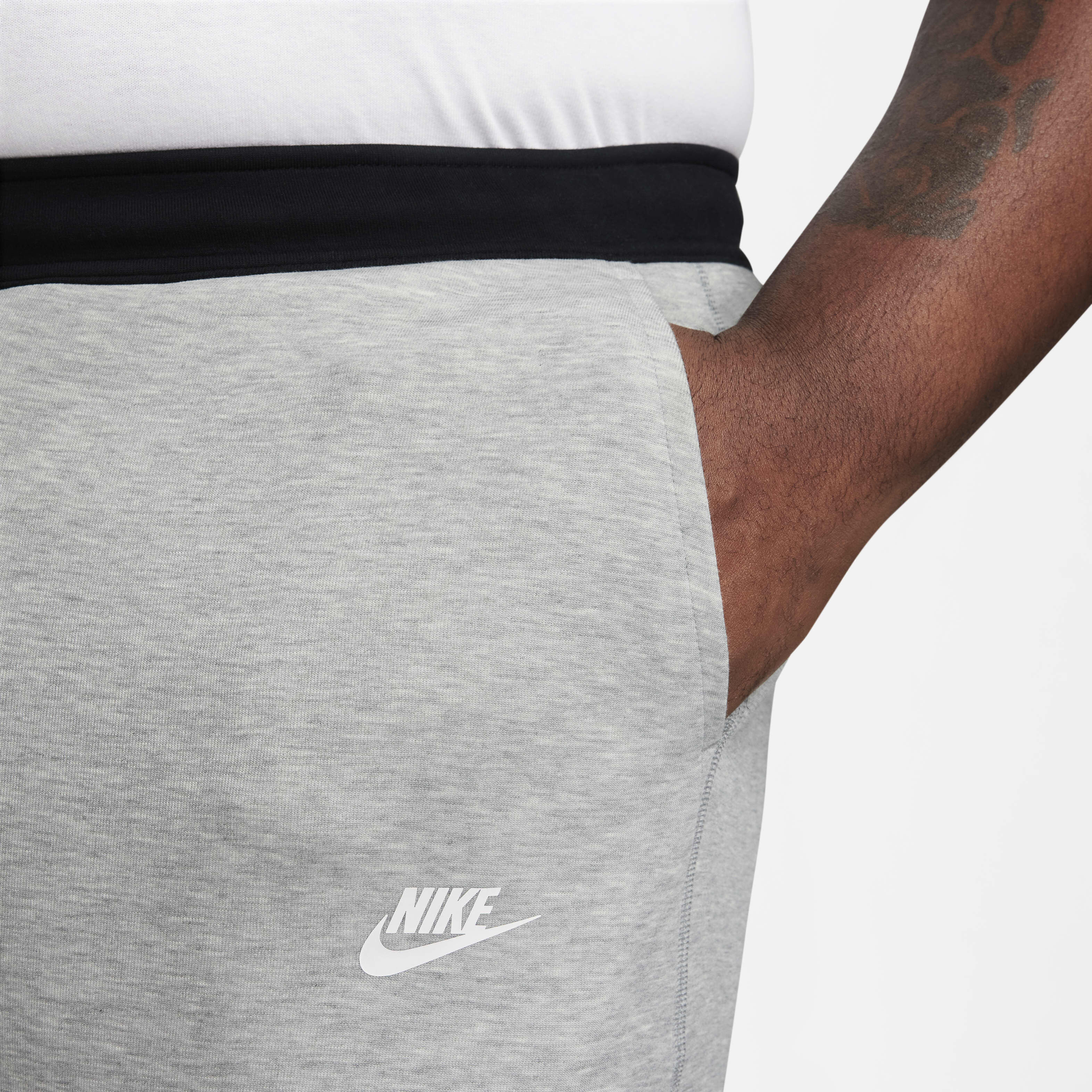 Nike Sportswear Tech Fleece image number 12
