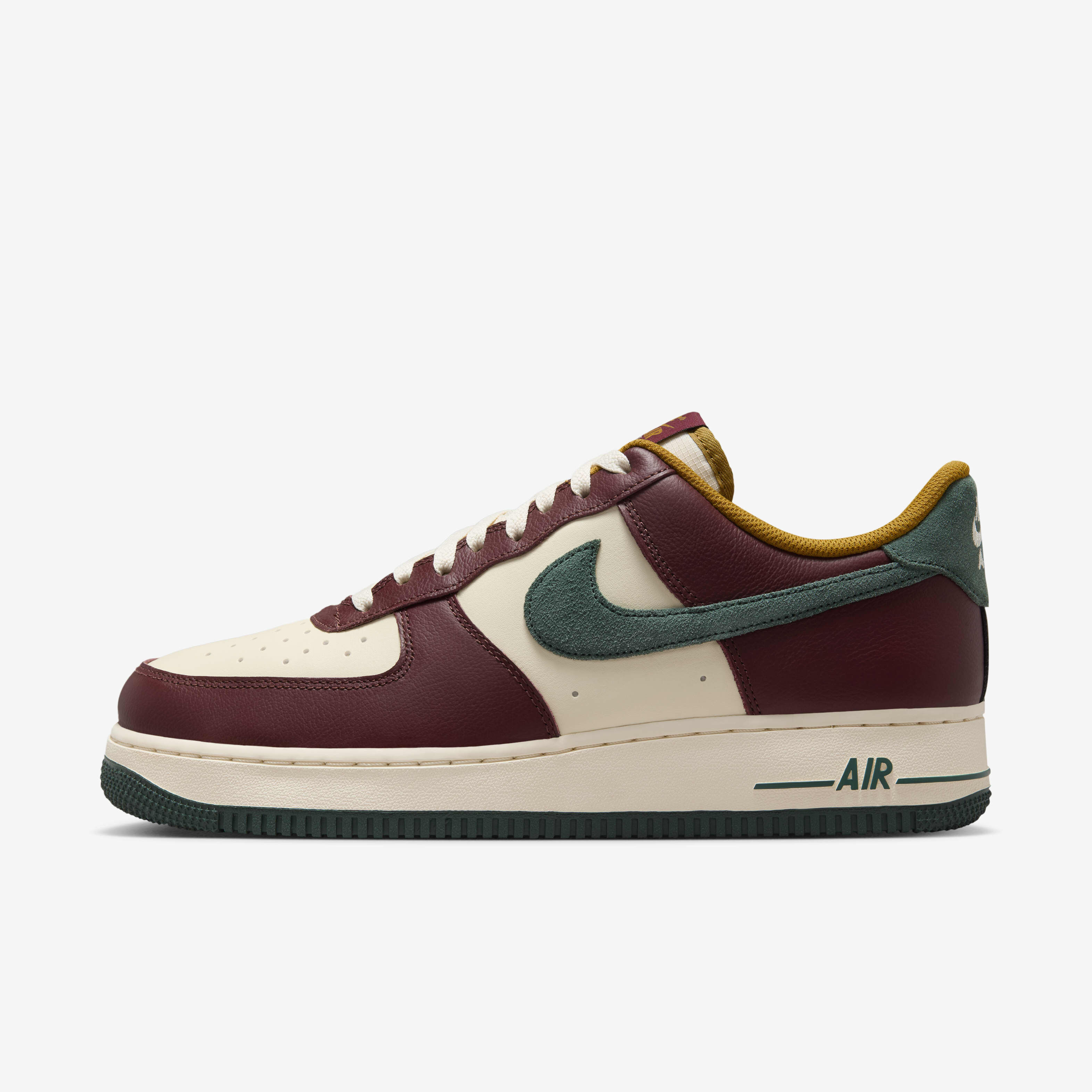Nike air force 1 7 le low white womens hotsell