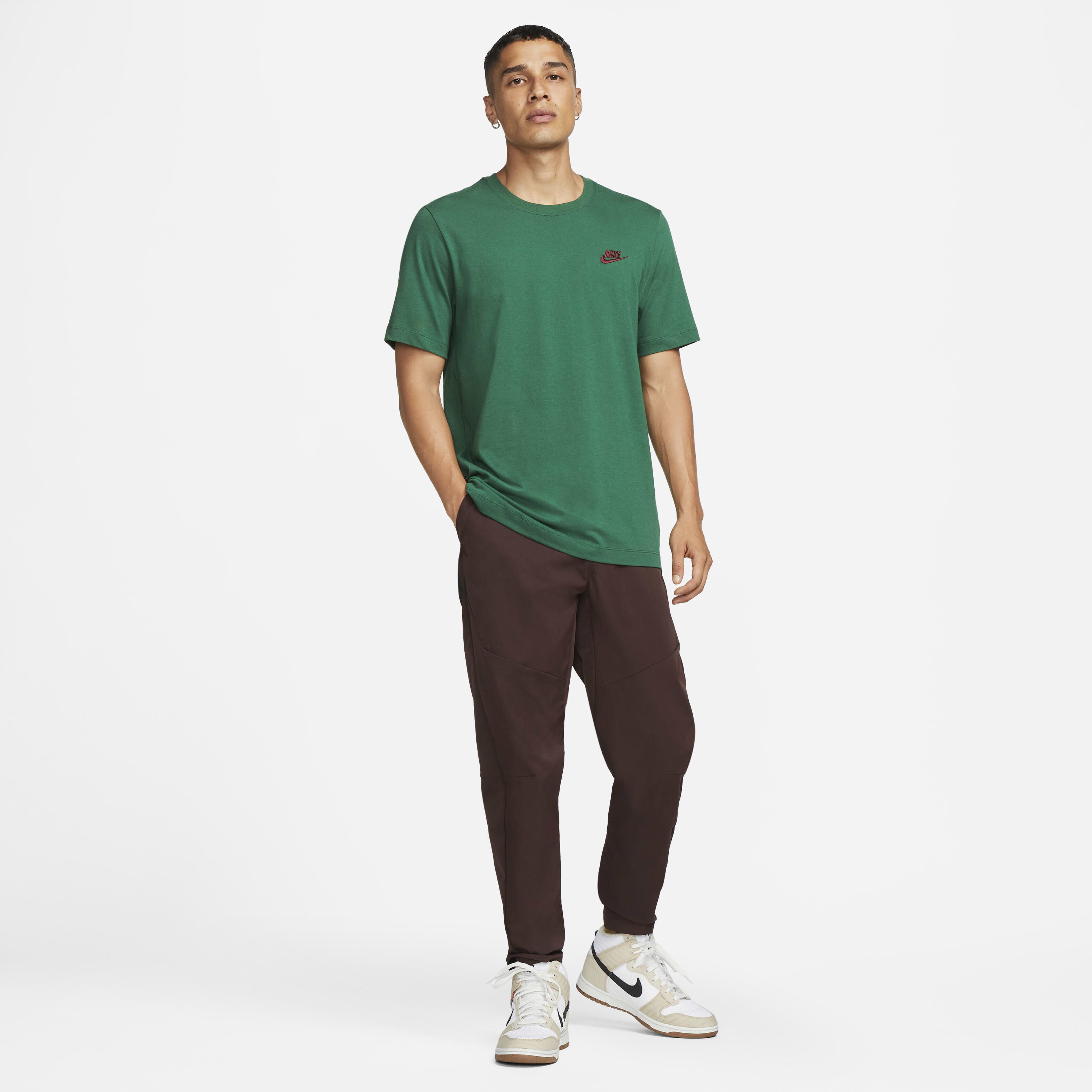 نايكي سبورتسوير كلوب image number 3