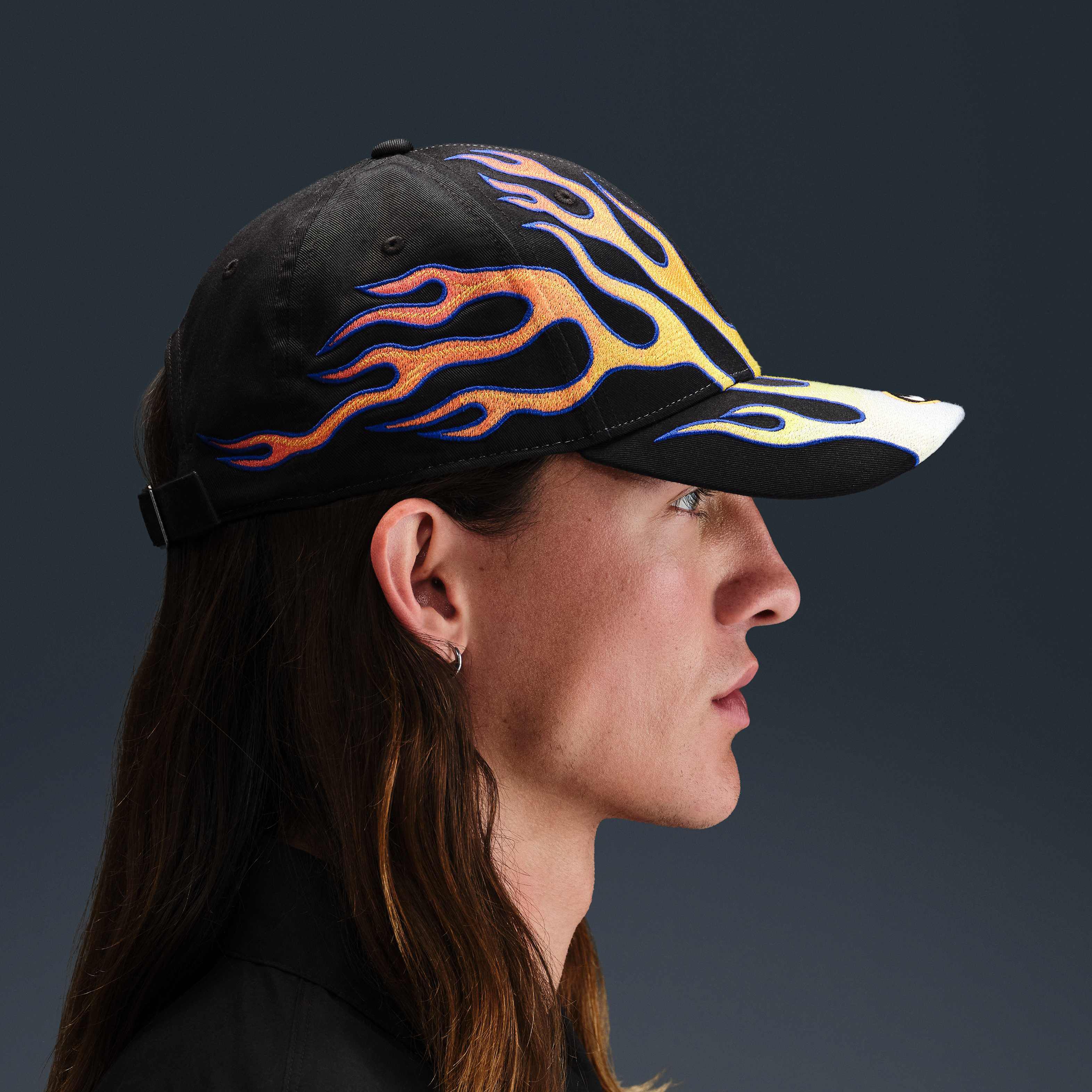 Nike Club Structured OG Flame Cap キャップ Nike Club Flame Cap Structured OG Flame Cap Size M/L Ready