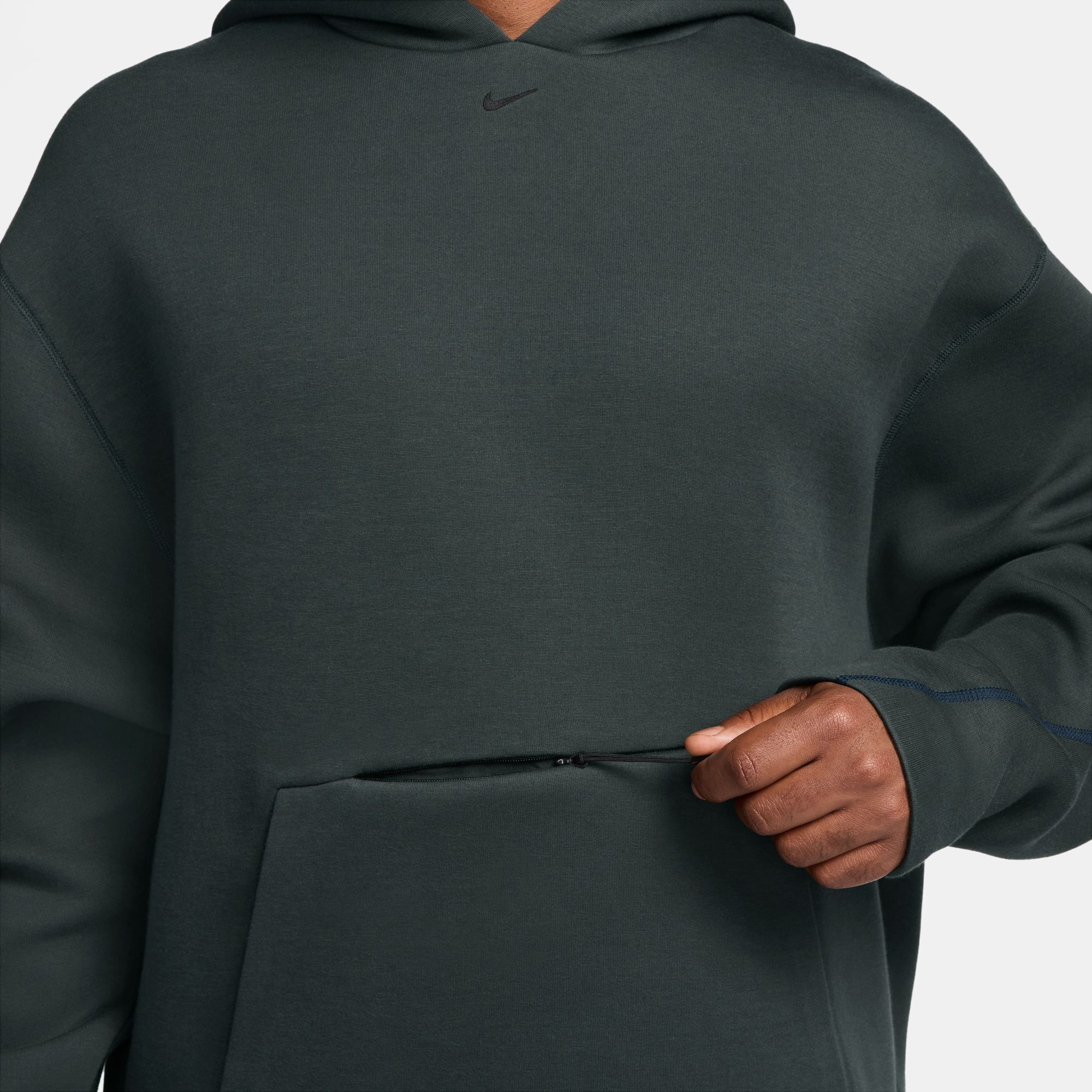 Nike Tech image number 2