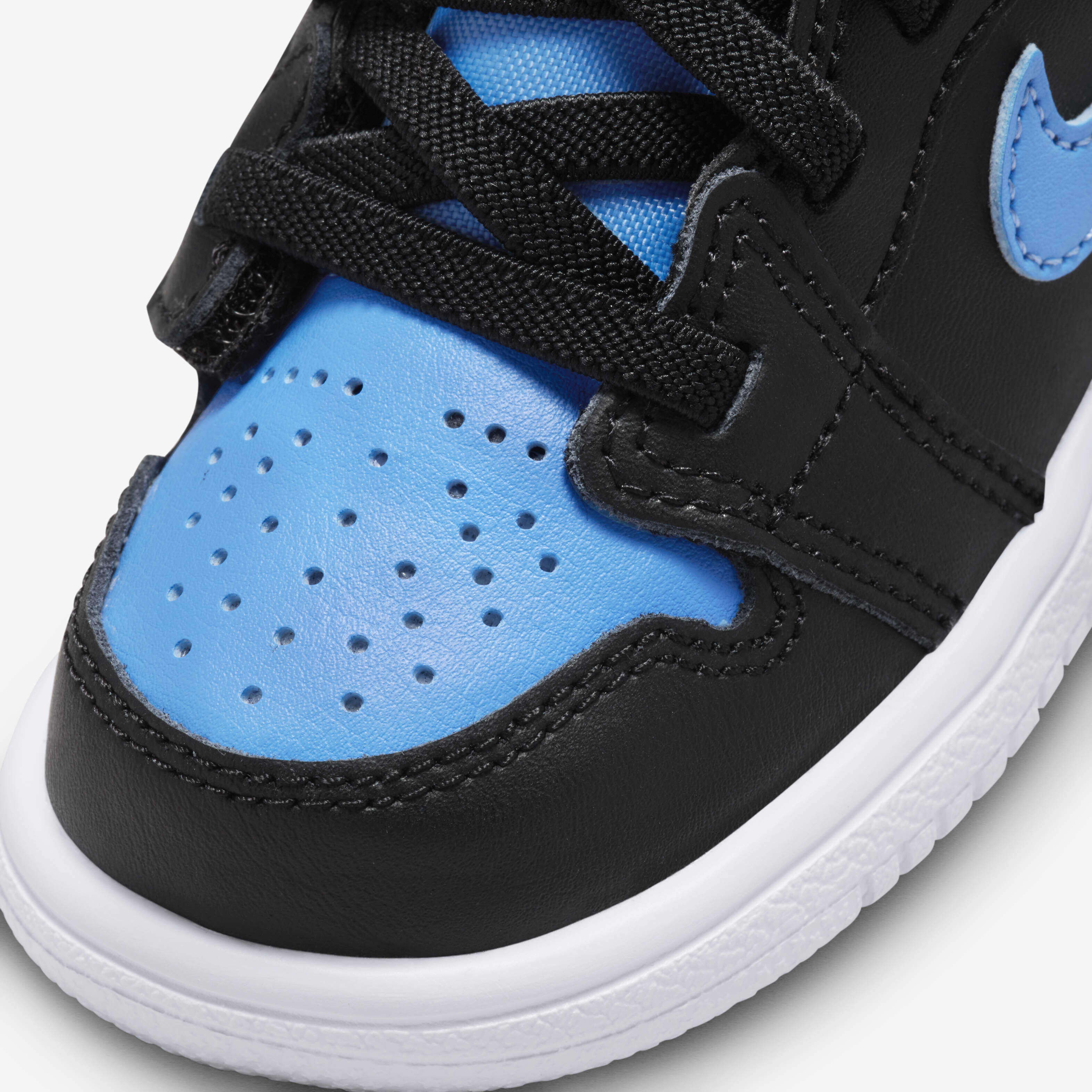 Jordan 1 Low Alt image number 6