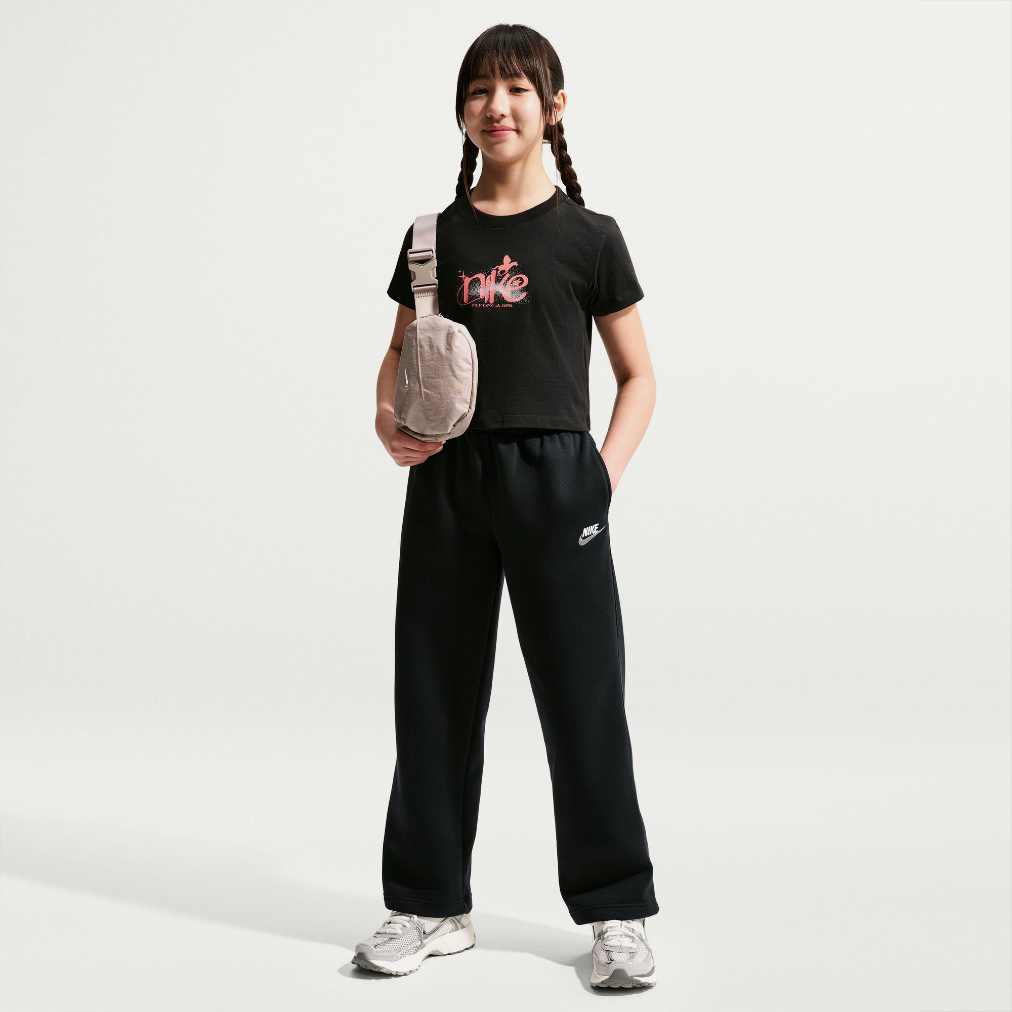 Nike Sportswear image number 0